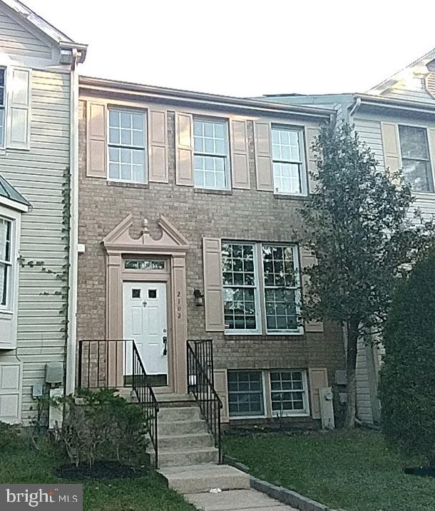 SEVEN OAKS - Residential