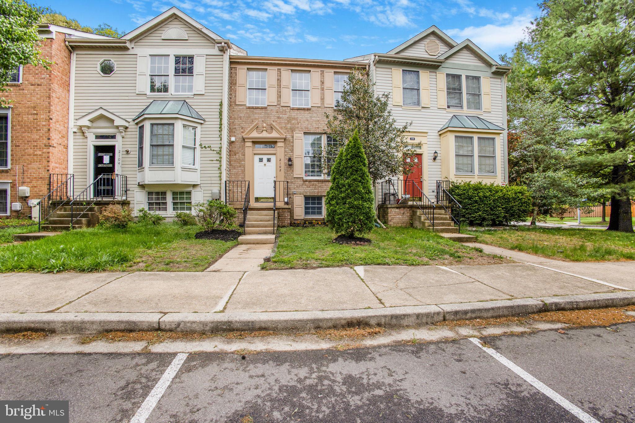 SEVEN OAKS - Residential