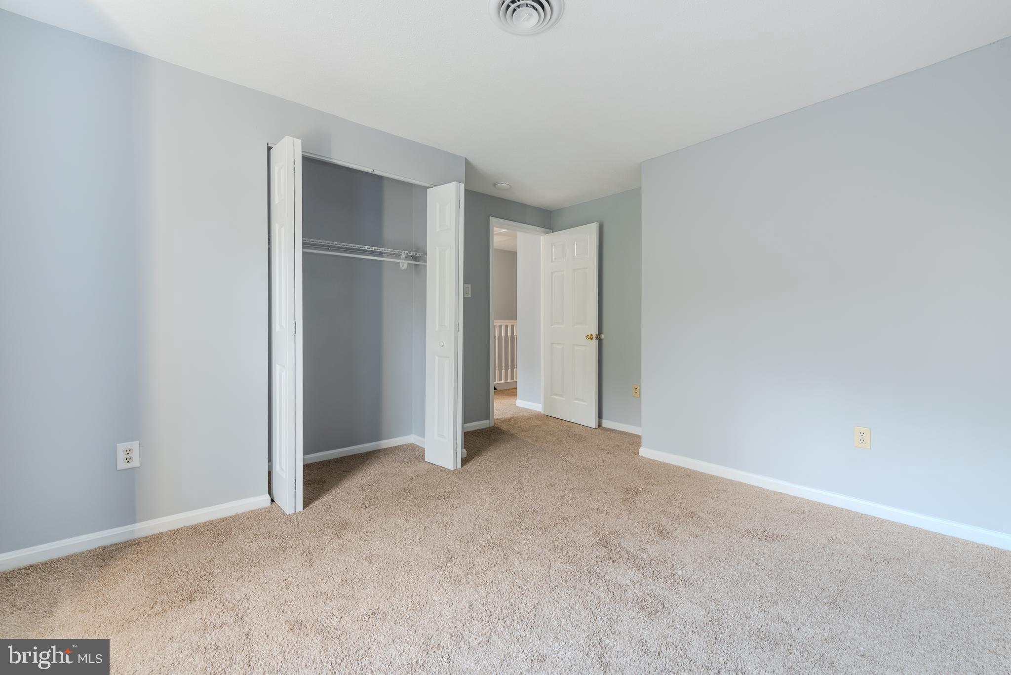 HUNTING QUARTERS - Residential