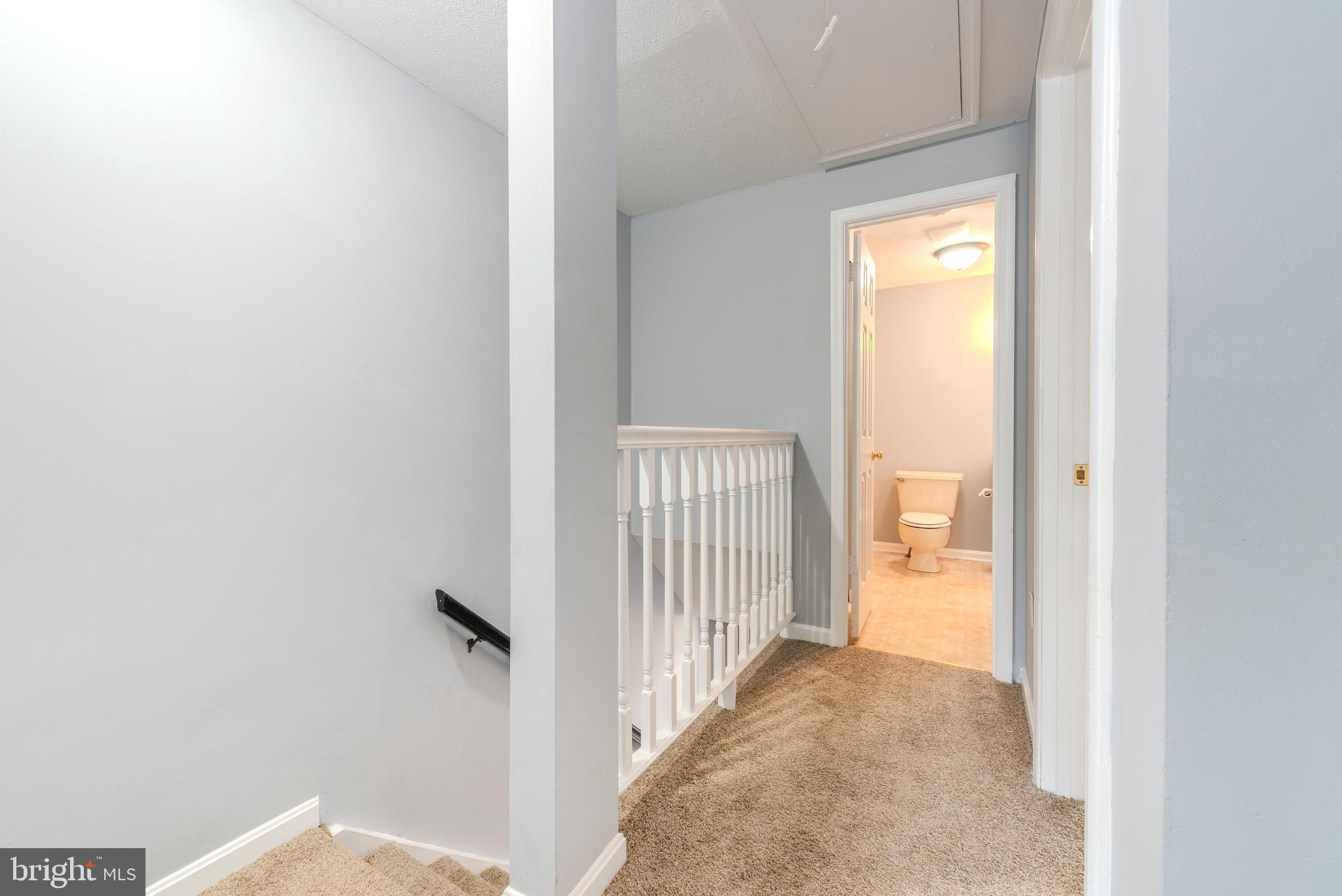 HUNTING QUARTERS - Residential