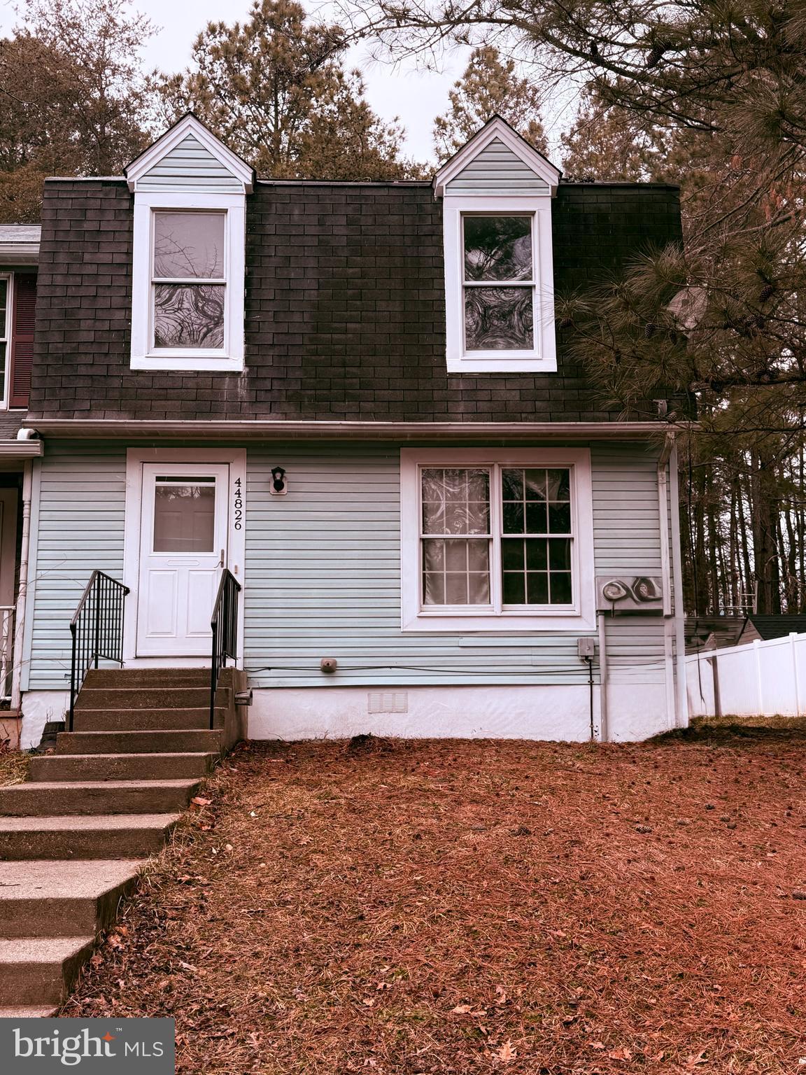 HUNTING QUARTERS - Residential