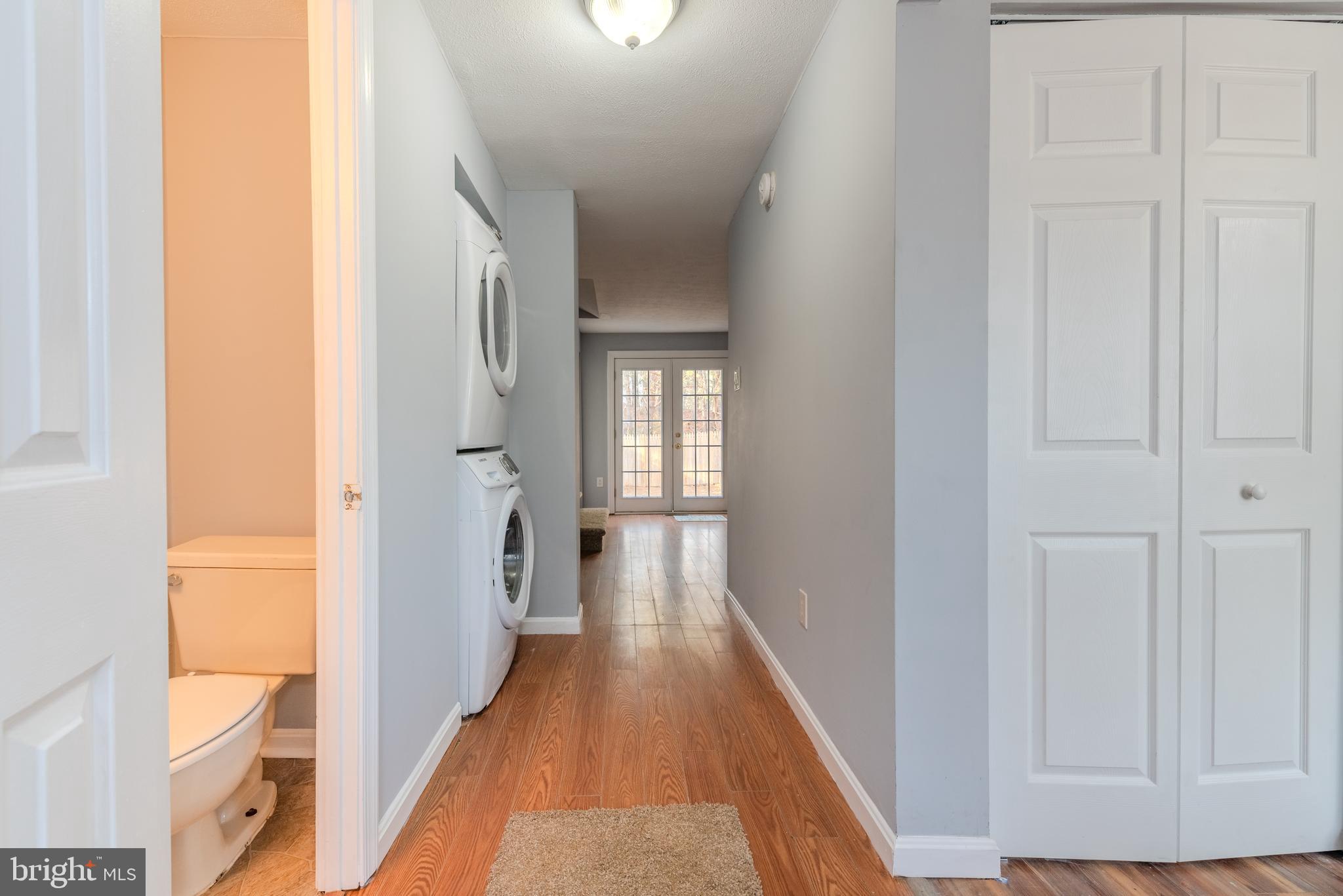 HUNTING QUARTERS - Residential