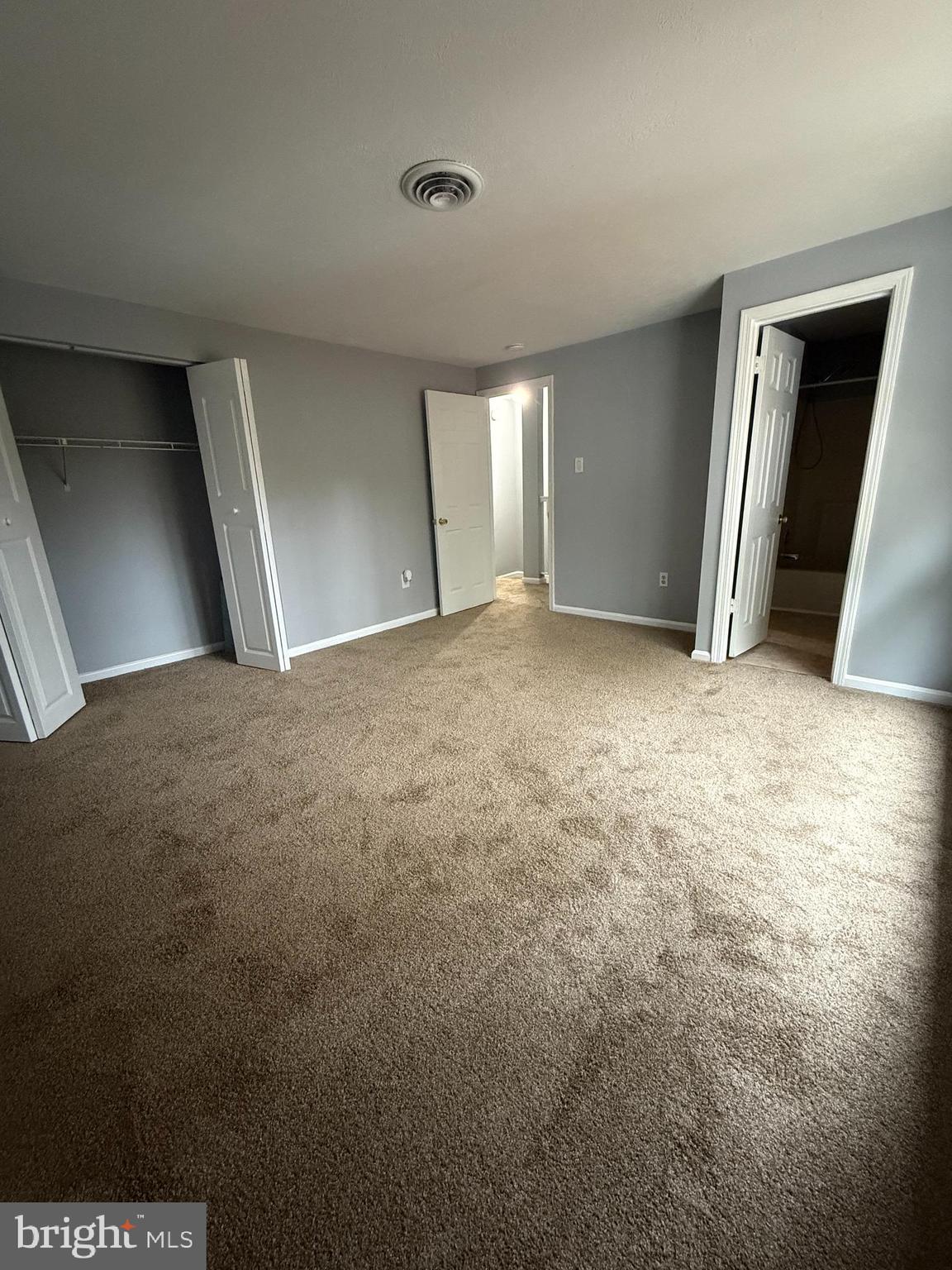 HUNTING QUARTERS - Residential