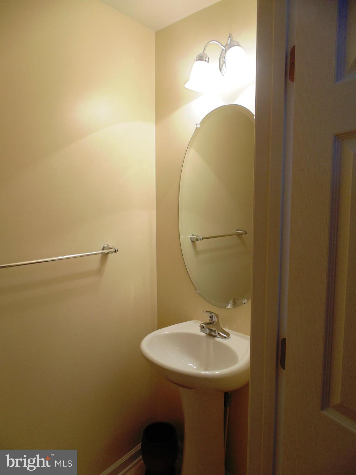 MANOR PARK - Residential Lease