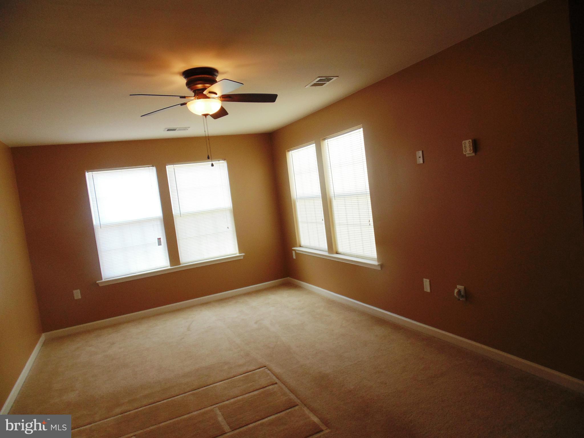 MANOR PARK - Residential Lease