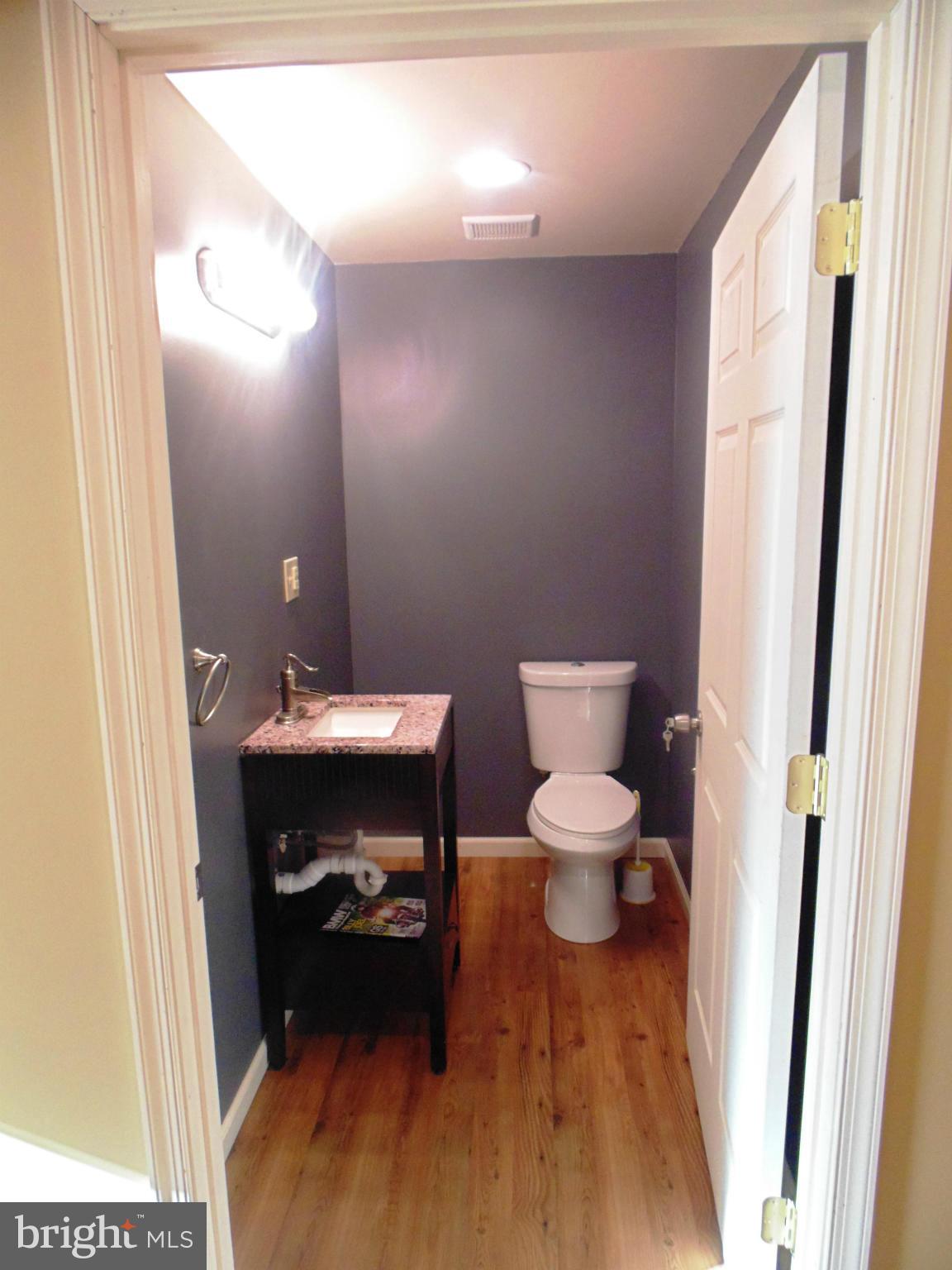 MANOR PARK - Residential Lease