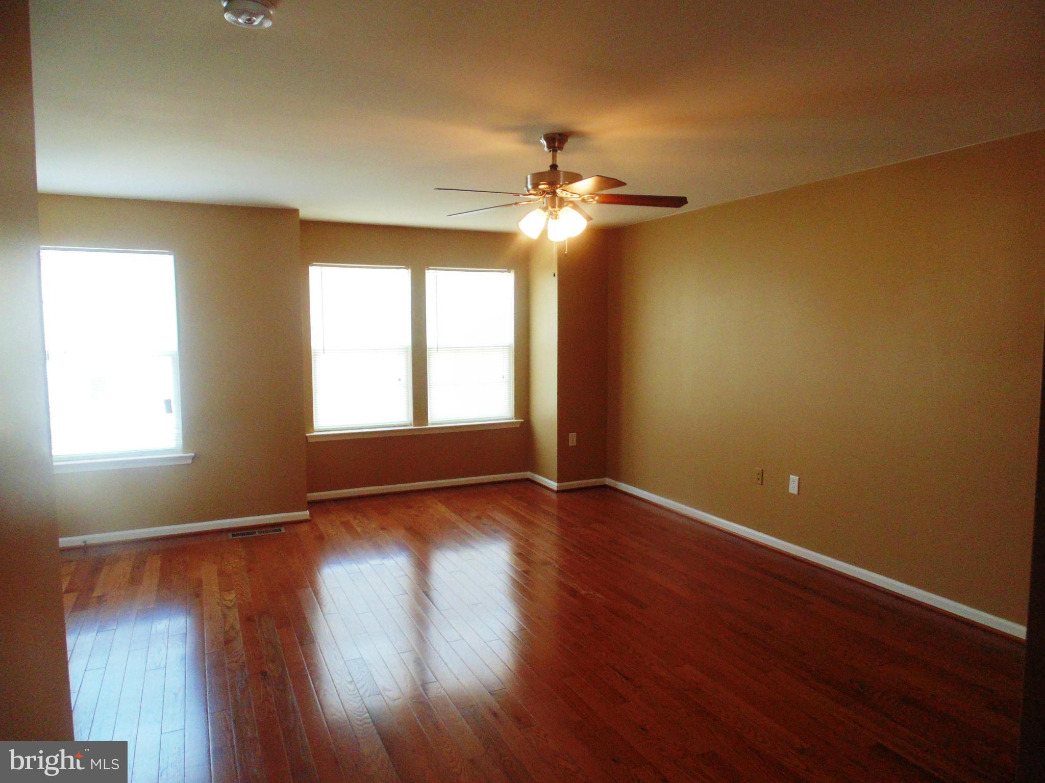 MANOR PARK - Residential Lease