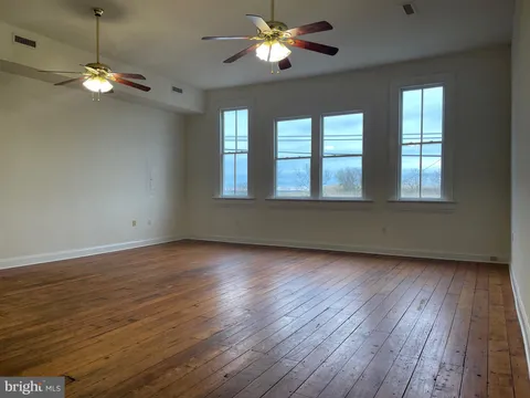 70 Clinton Street, Delaware City, DE MLS: DENC2092168