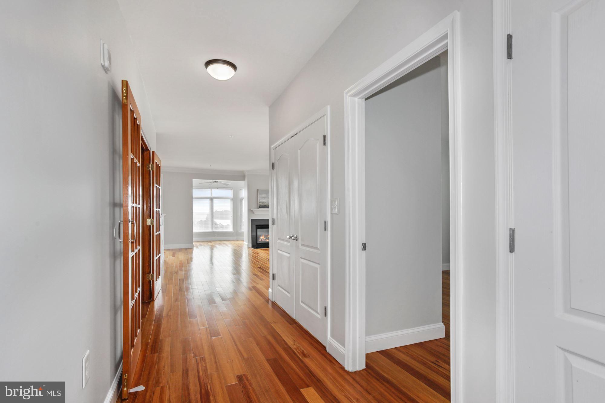 POTOMAC POINTE CONDOMINI - Residential