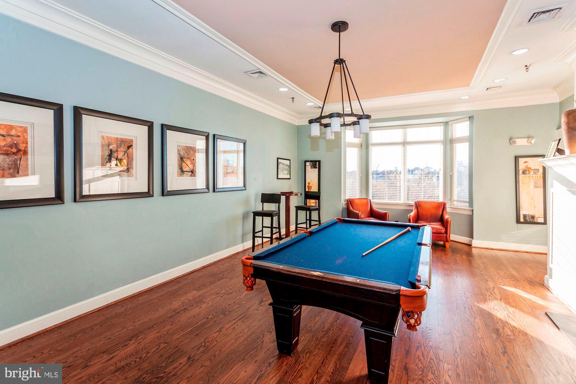 POTOMAC POINTE CONDOMINI - Residential