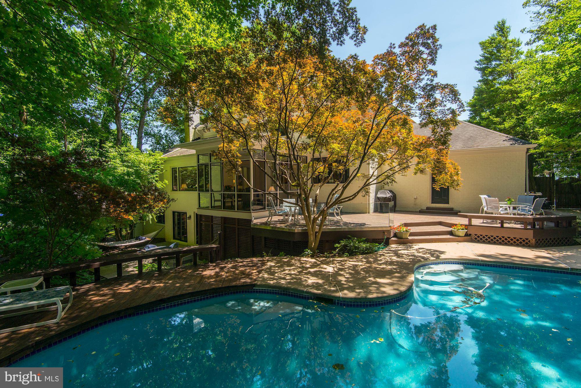 THE PALISADES - Residential