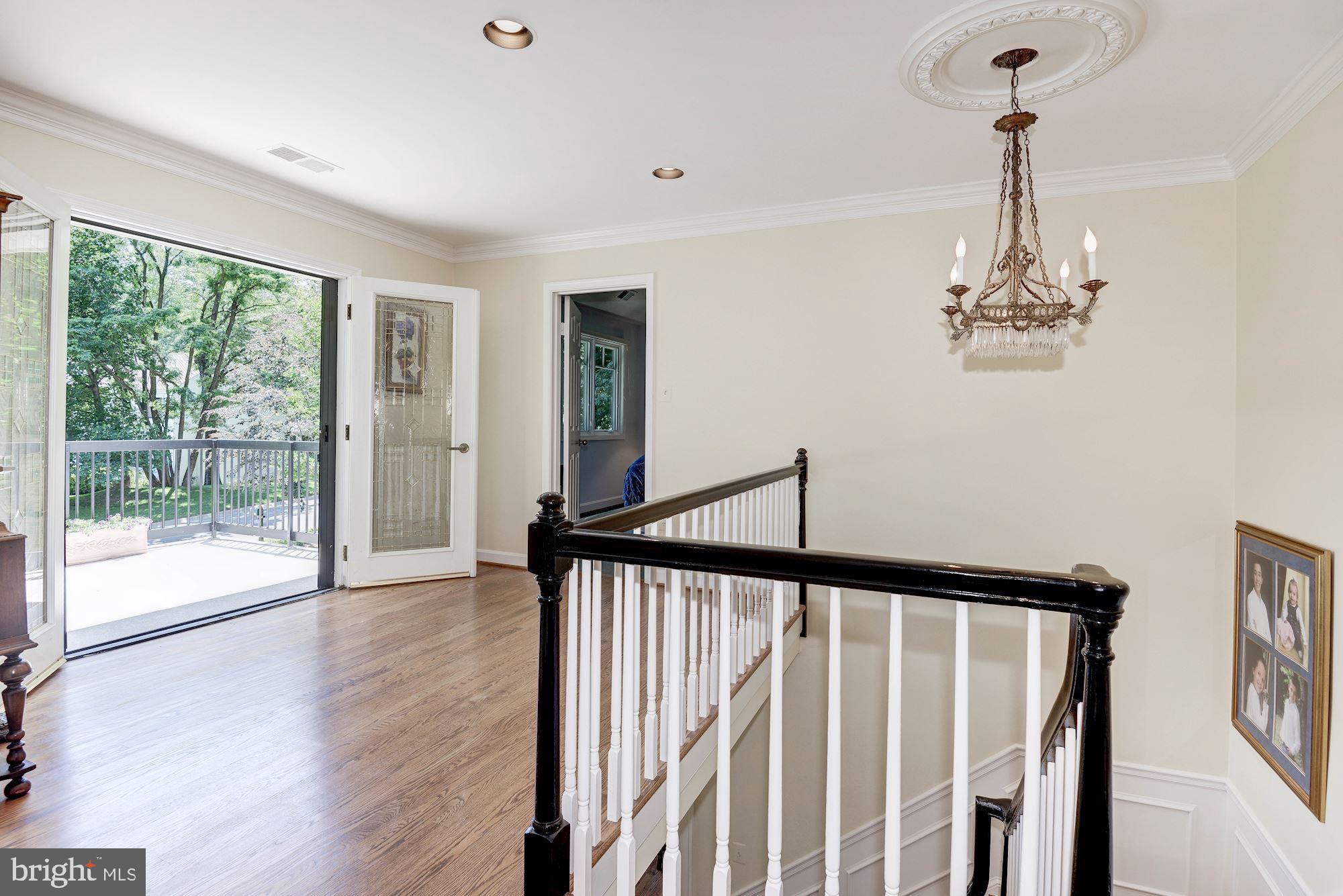 THE PALISADES - Residential