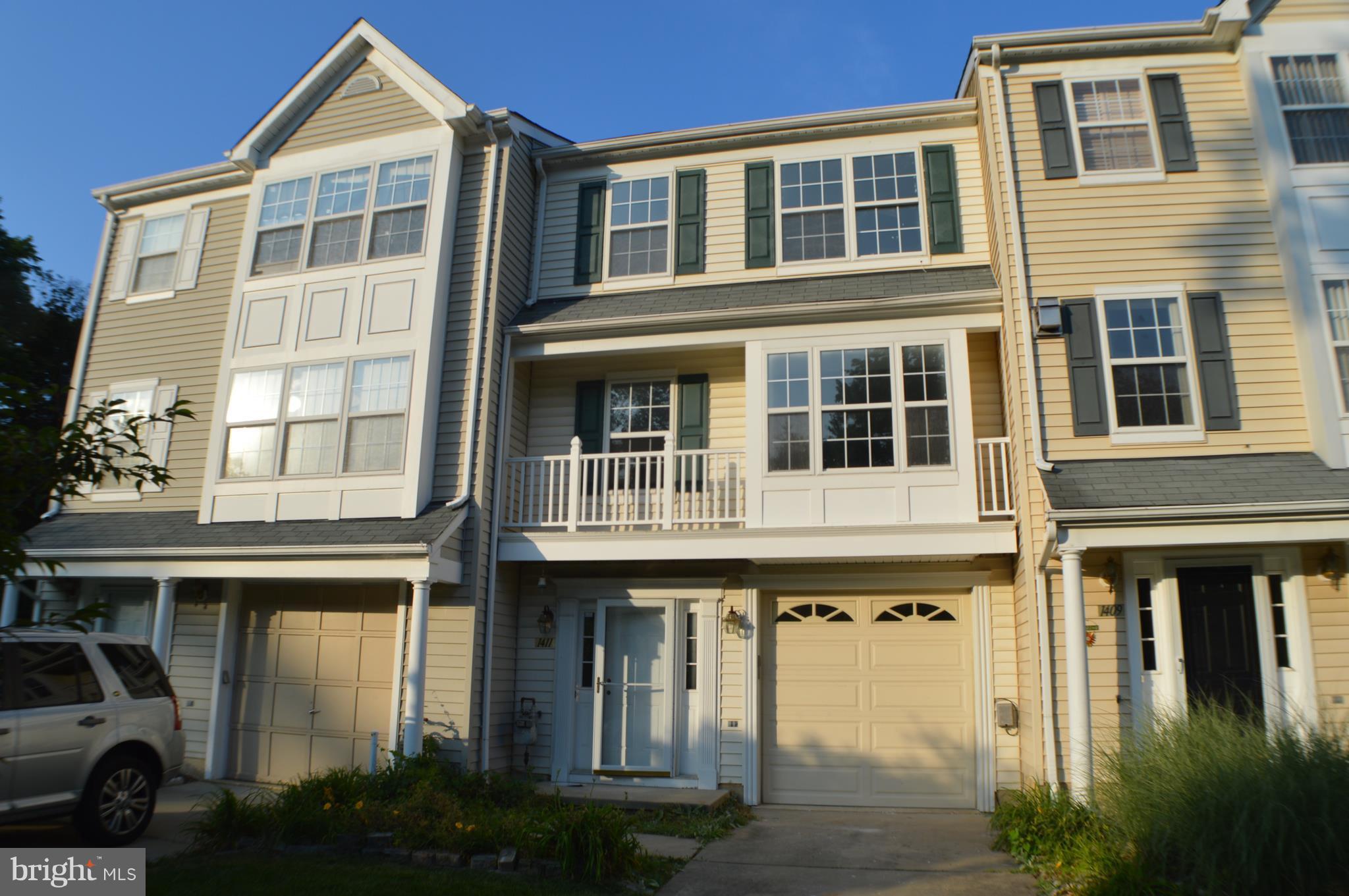 COURTS AT BELLE POINTE - Residential Lease