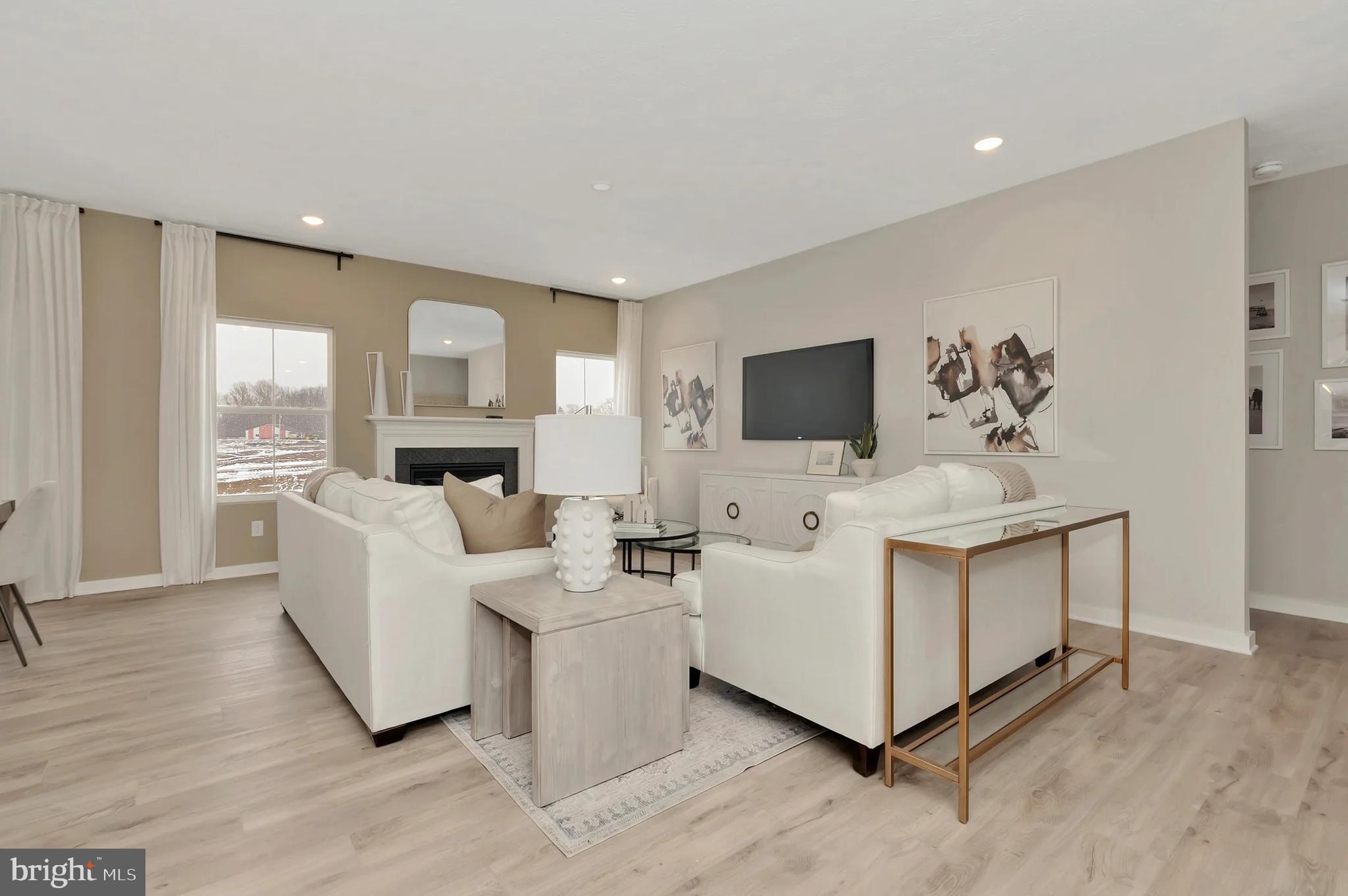 LIBERTY RUN - Residential