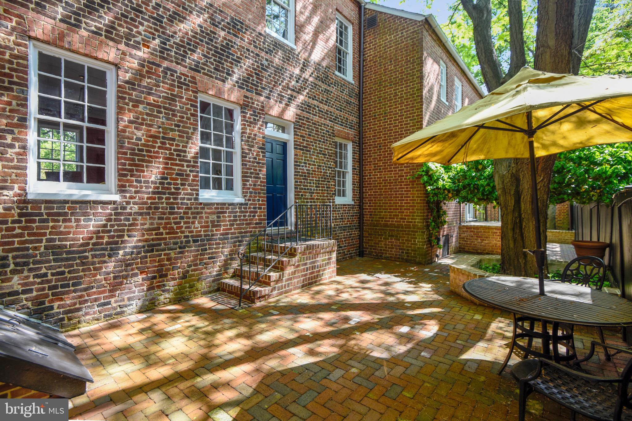 HISTORIC DISTRICT - Residential