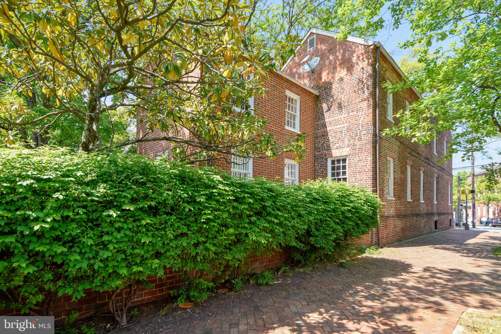 HISTORIC DISTRICT - Residential