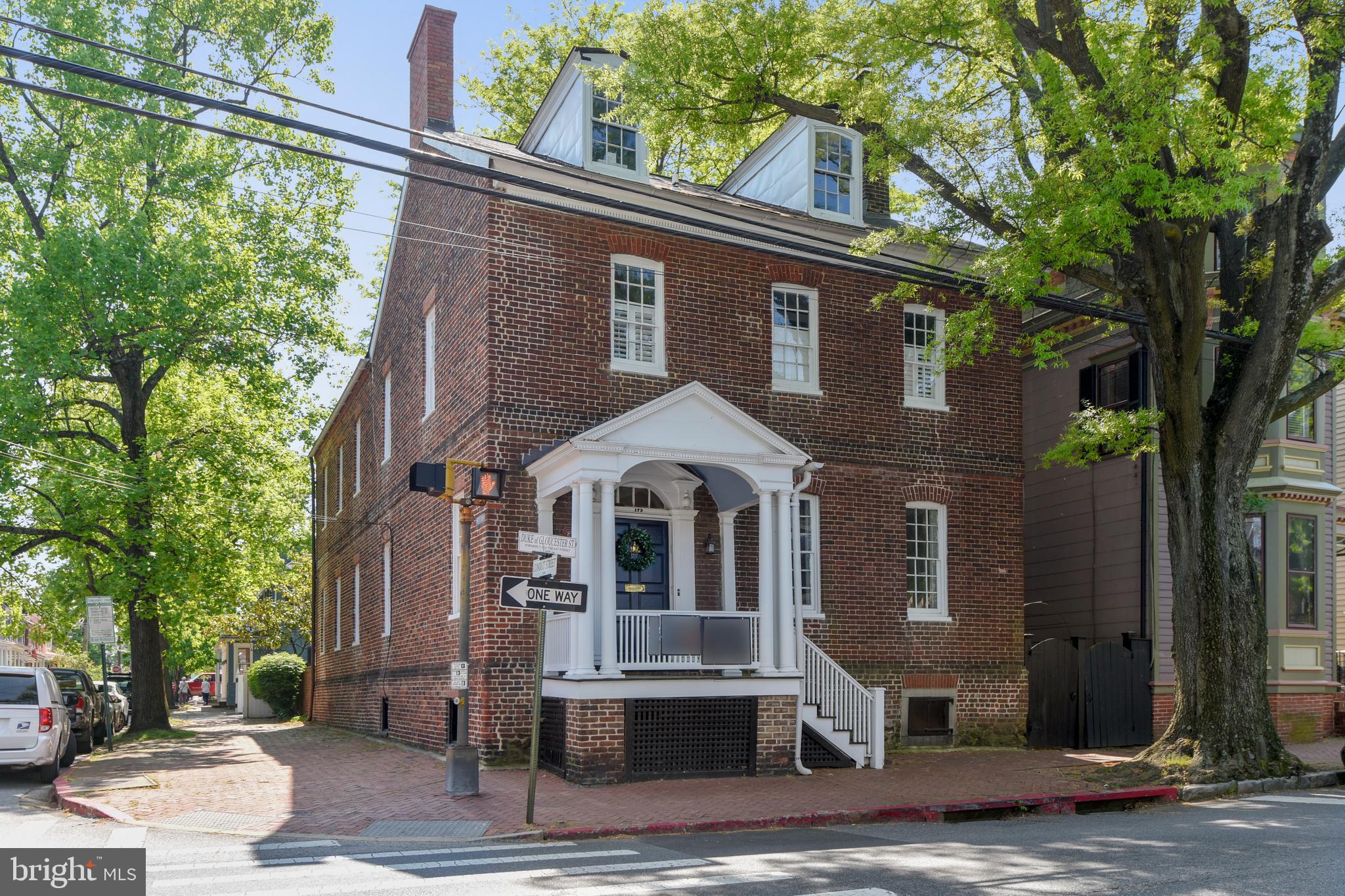 HISTORIC DISTRICT - Residential