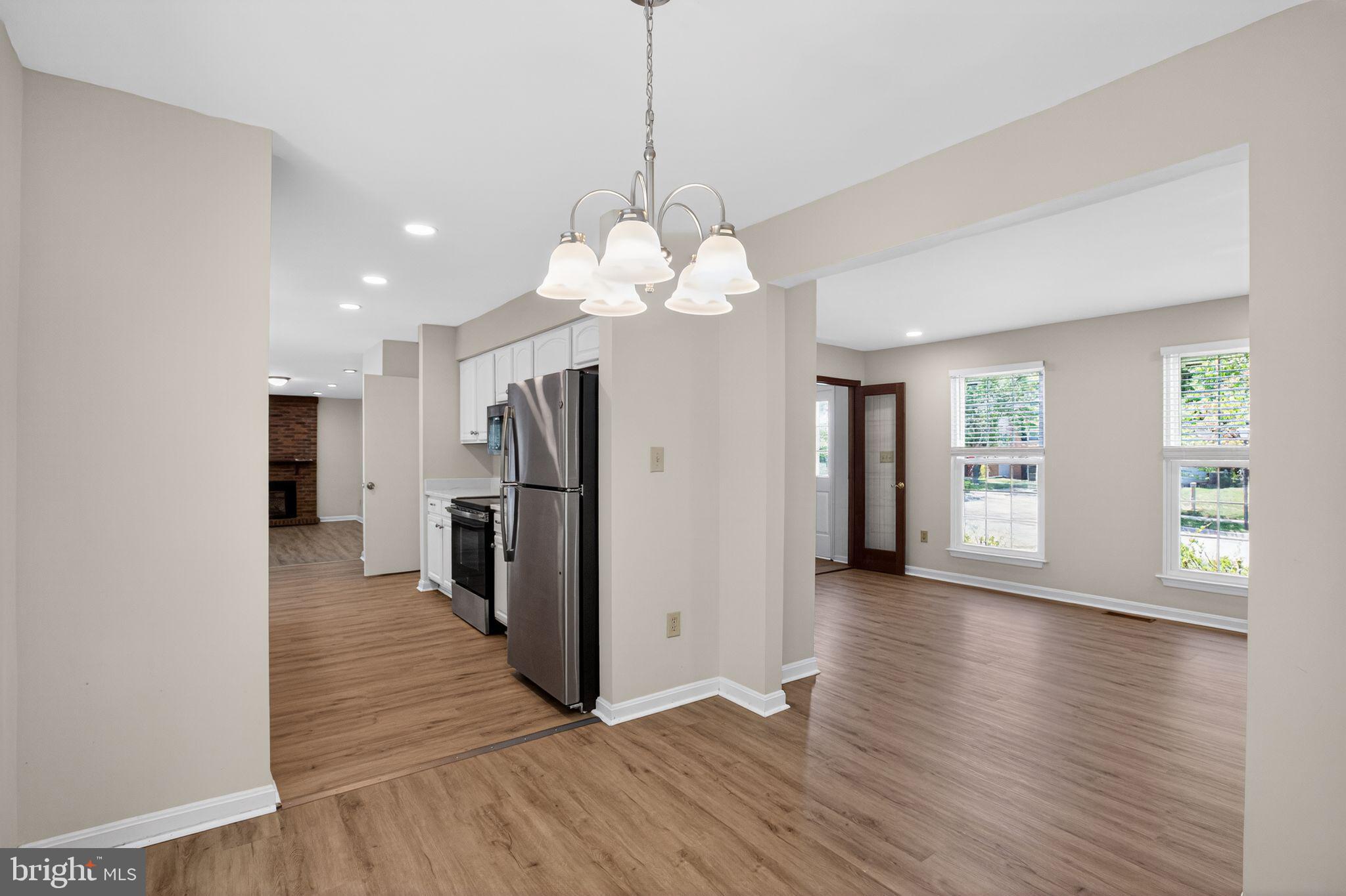 FOX RUN ESTATES - Residential