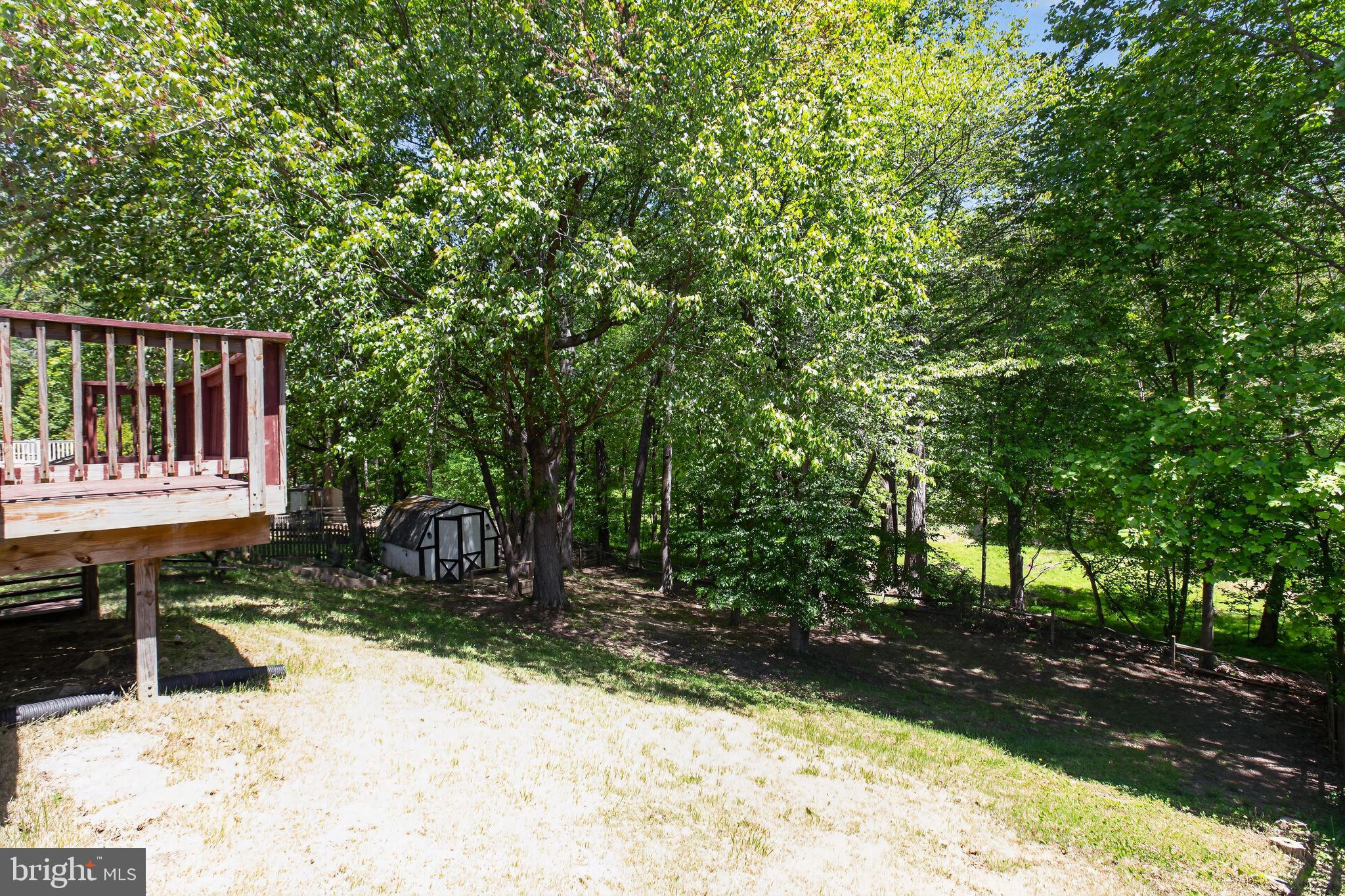 FOX RUN ESTATES - Residential