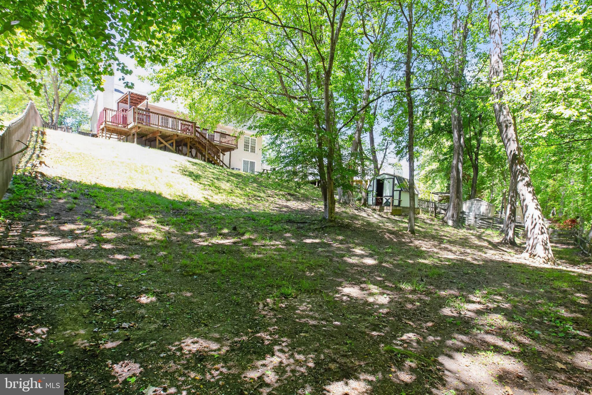 FOX RUN ESTATES - Residential
