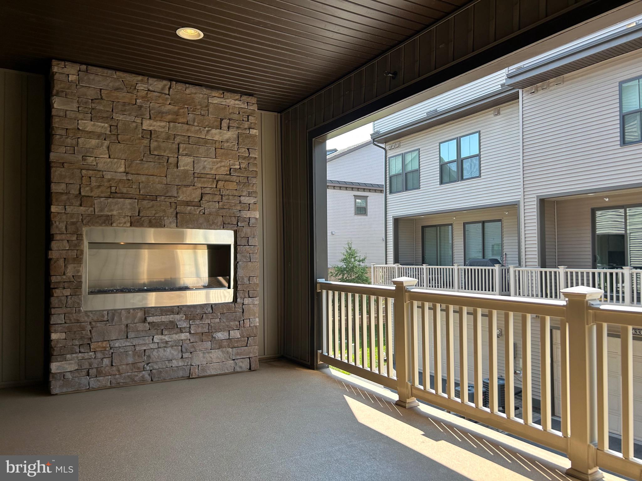 WESTMOORE AT MOOREFIELD - Residential Lease