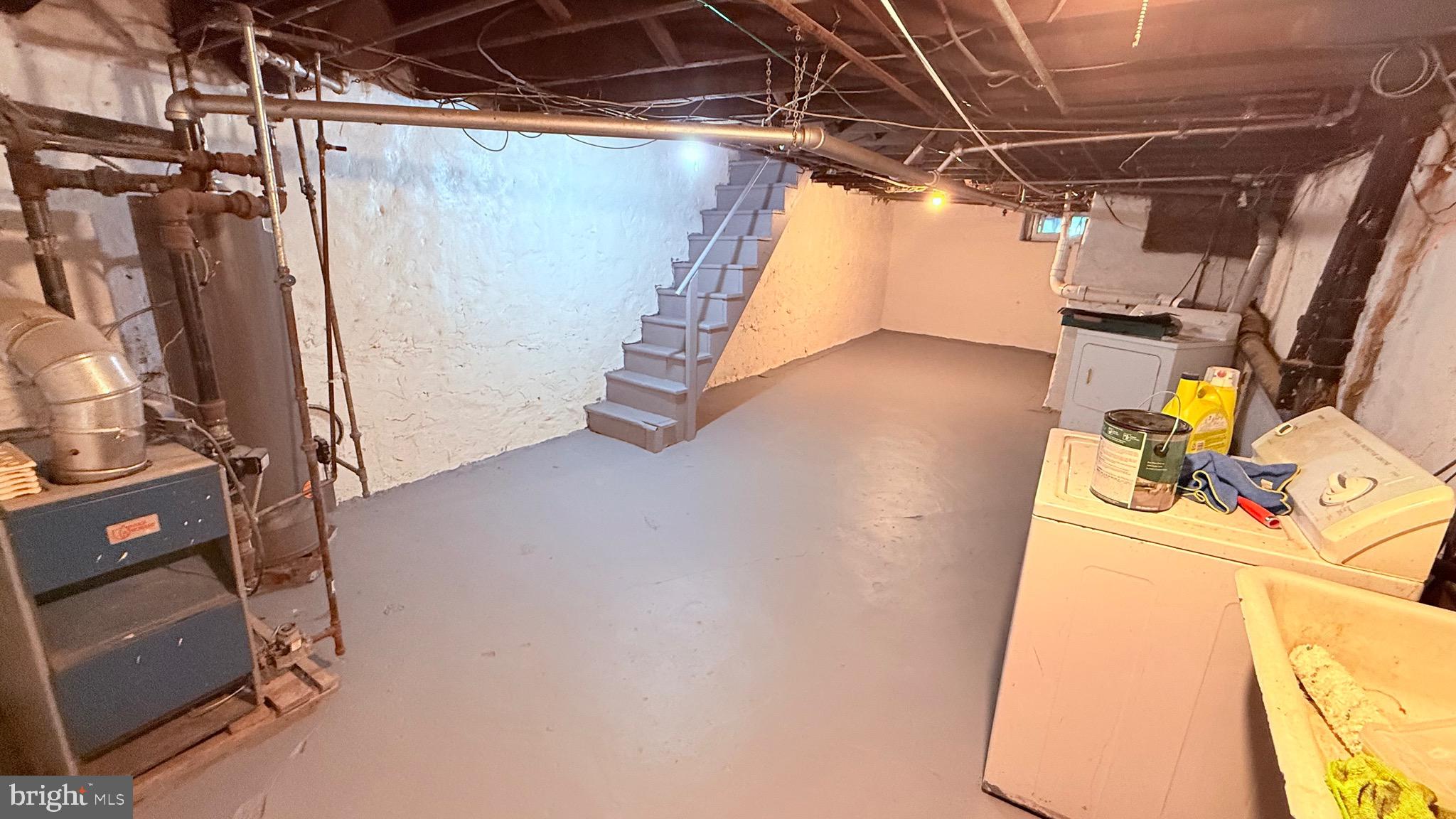 LAWNDALE - Residential