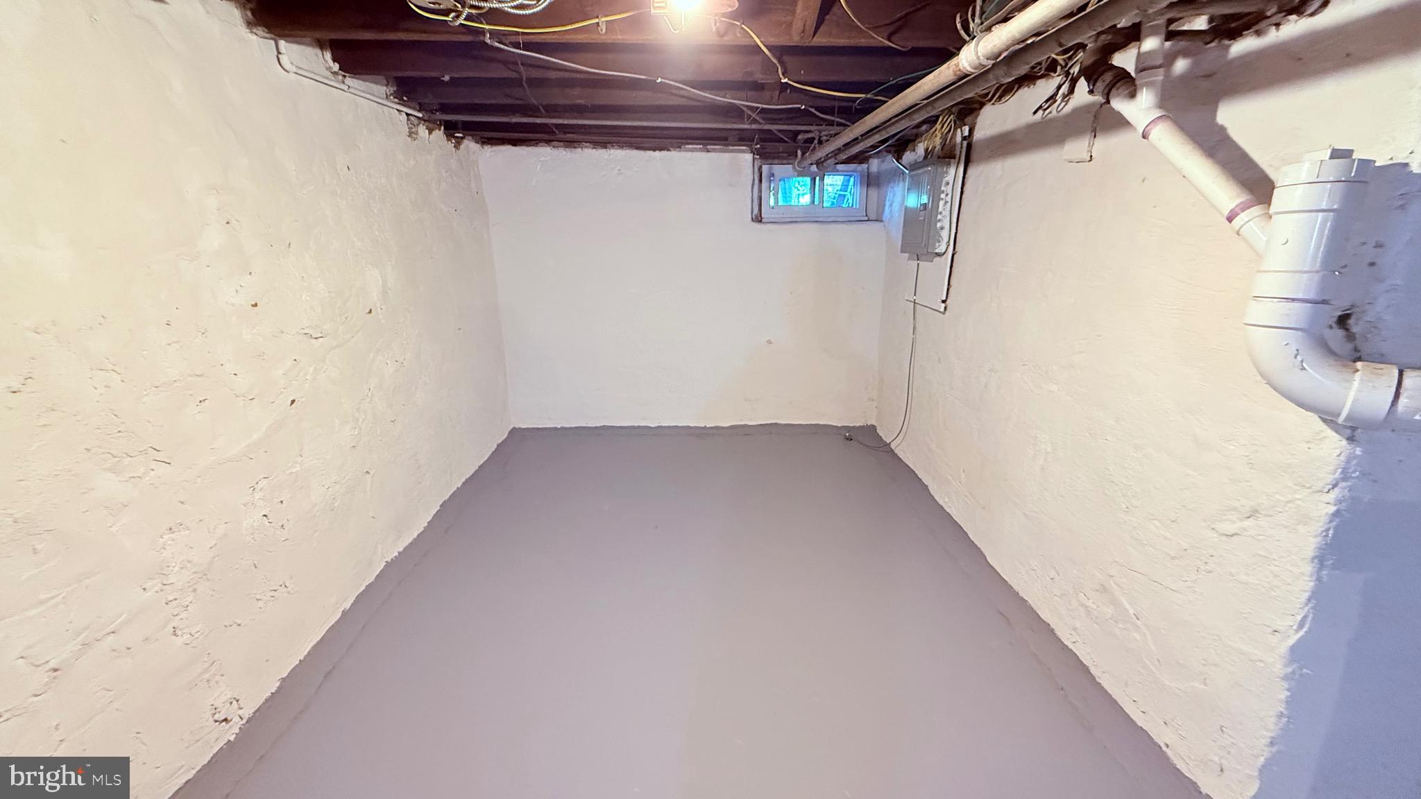 LAWNDALE - Residential