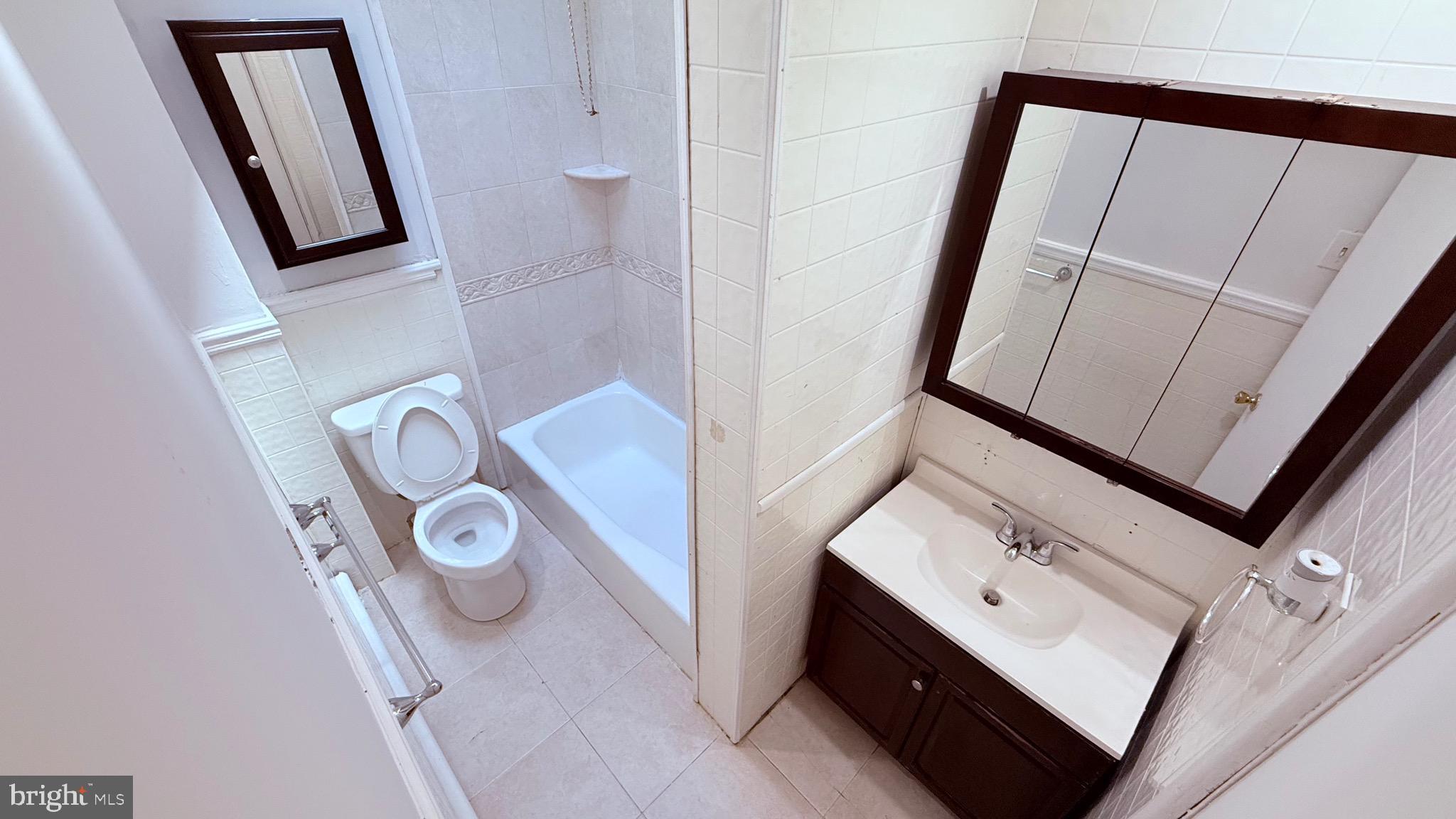 LAWNDALE - Residential