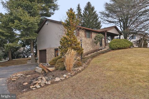 402 BIRCH LANE LEBANON PA 17046