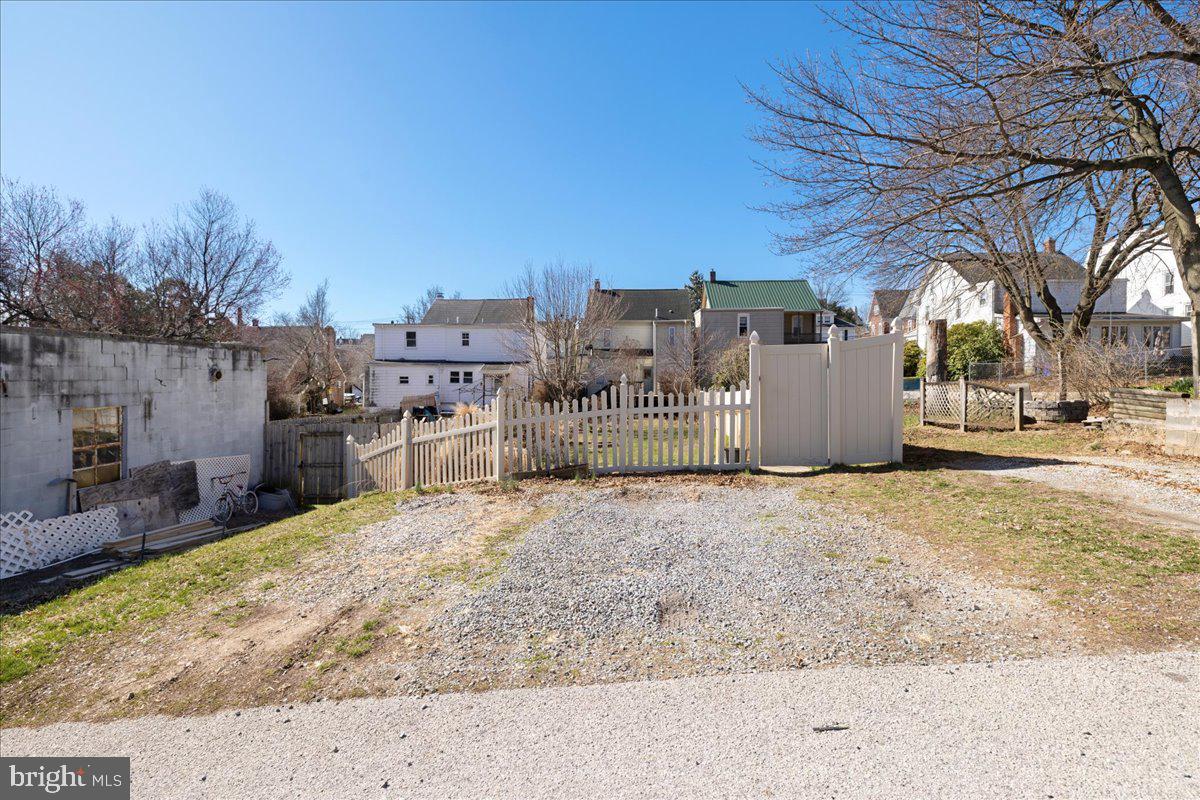 DALLASTOWN BORO - Residential