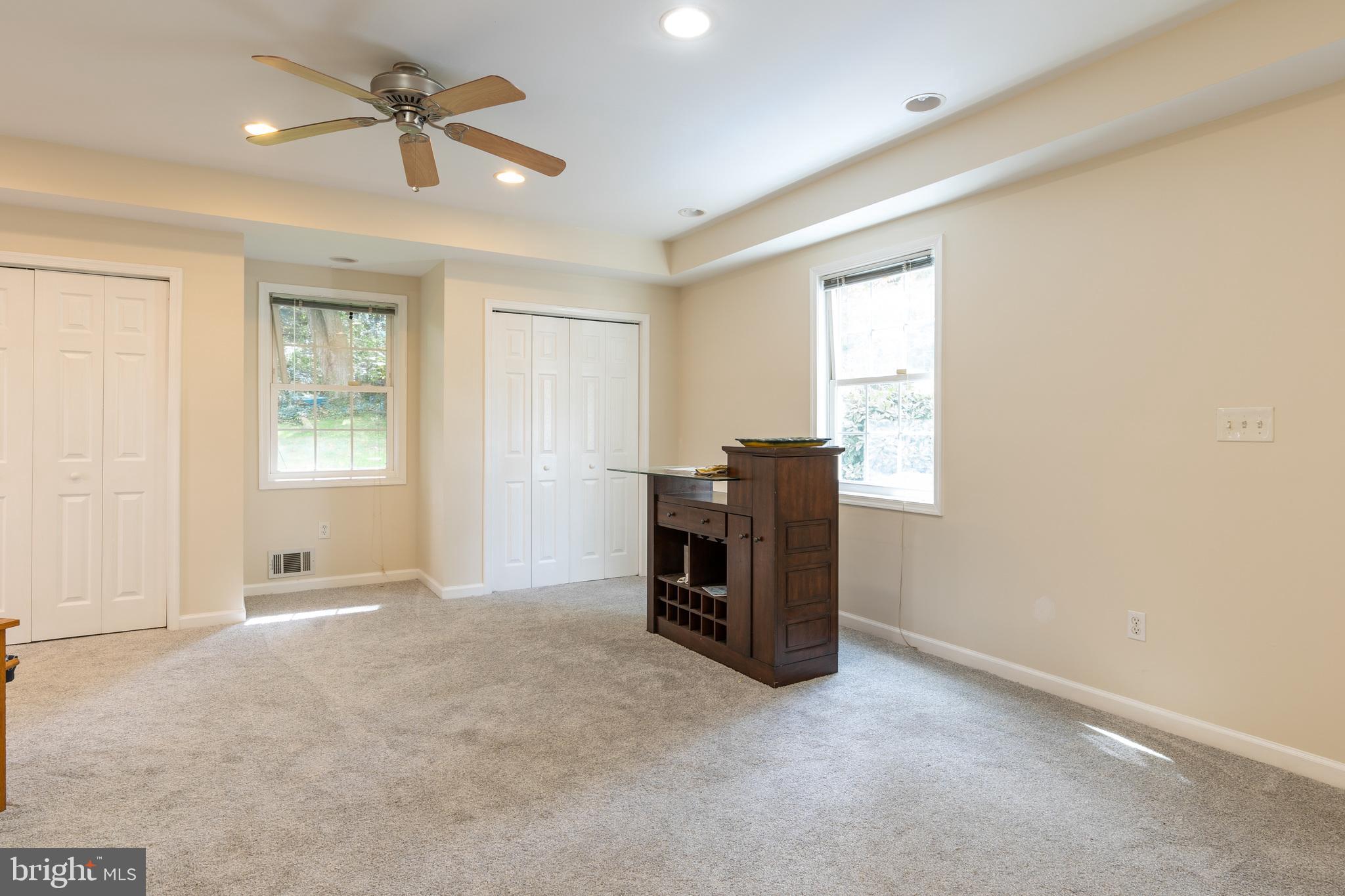 BRENTWOOD - Residential