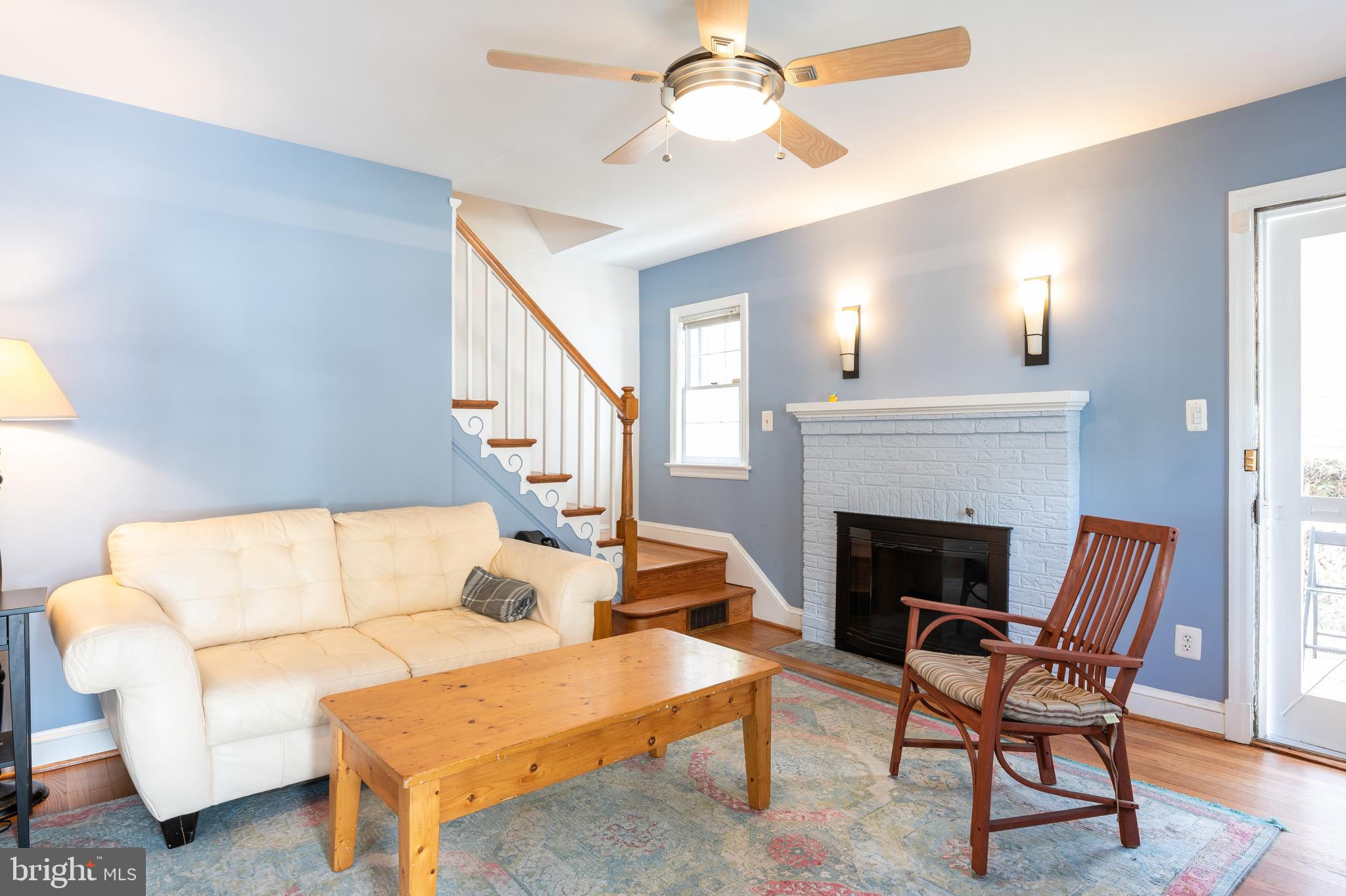 BRENTWOOD - Residential