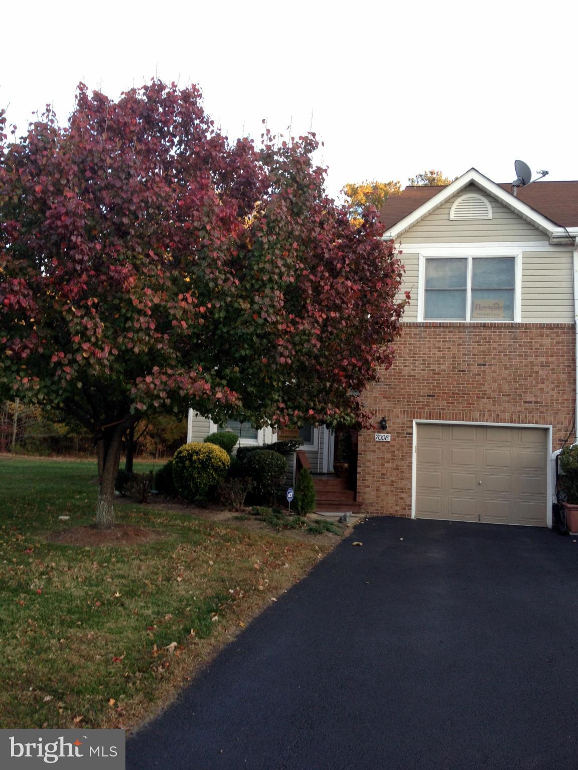 BRIDGE POINTE TOWNHOUSES - Residential
