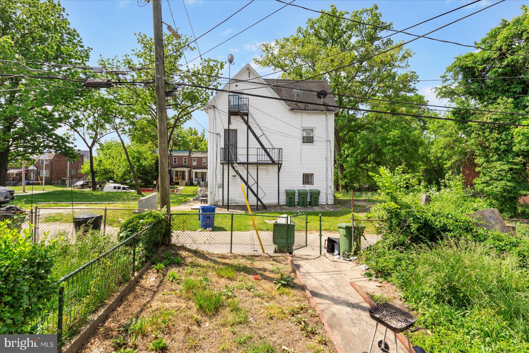 ROSEMONT - Residential