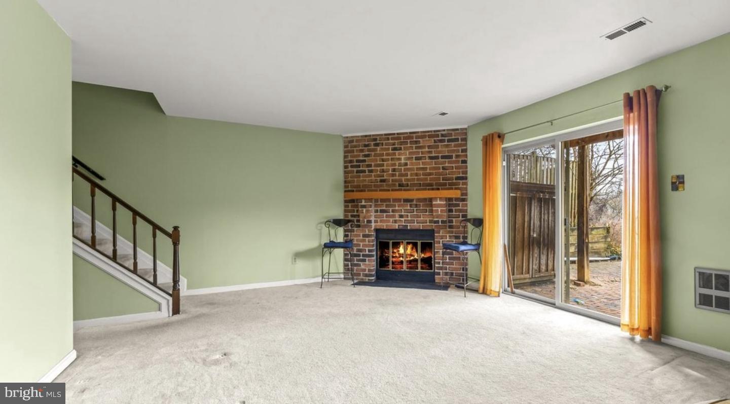 LOVETON FARMS - Residential Lease