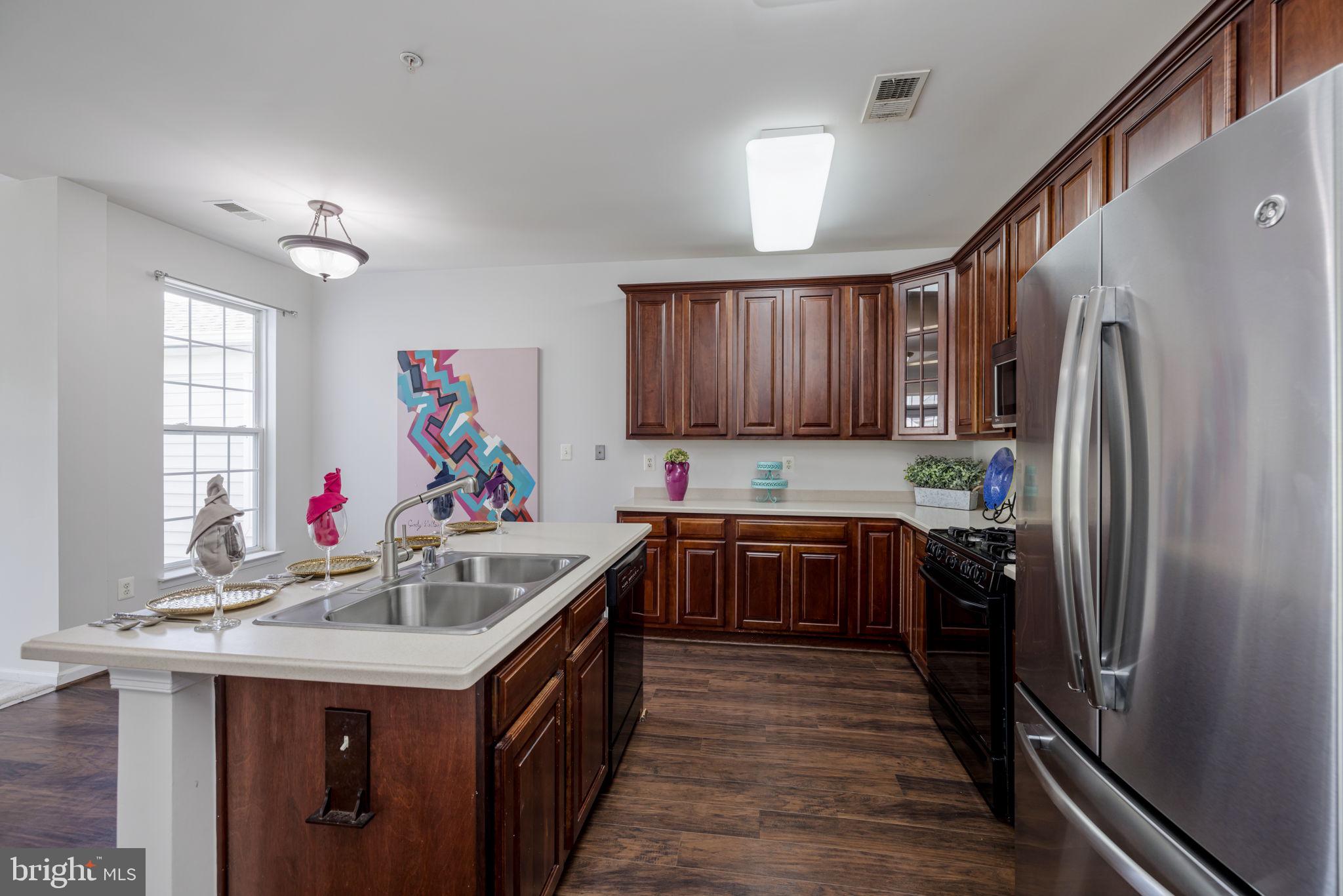 CAMERON STATION - Residential