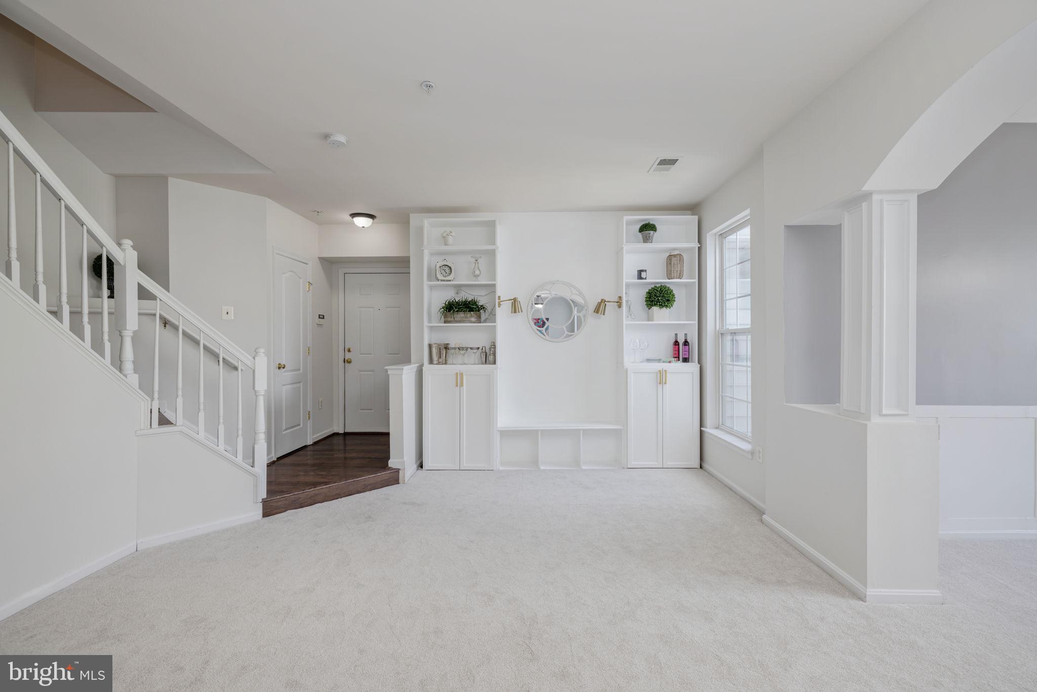 CAMERON STATION - Residential