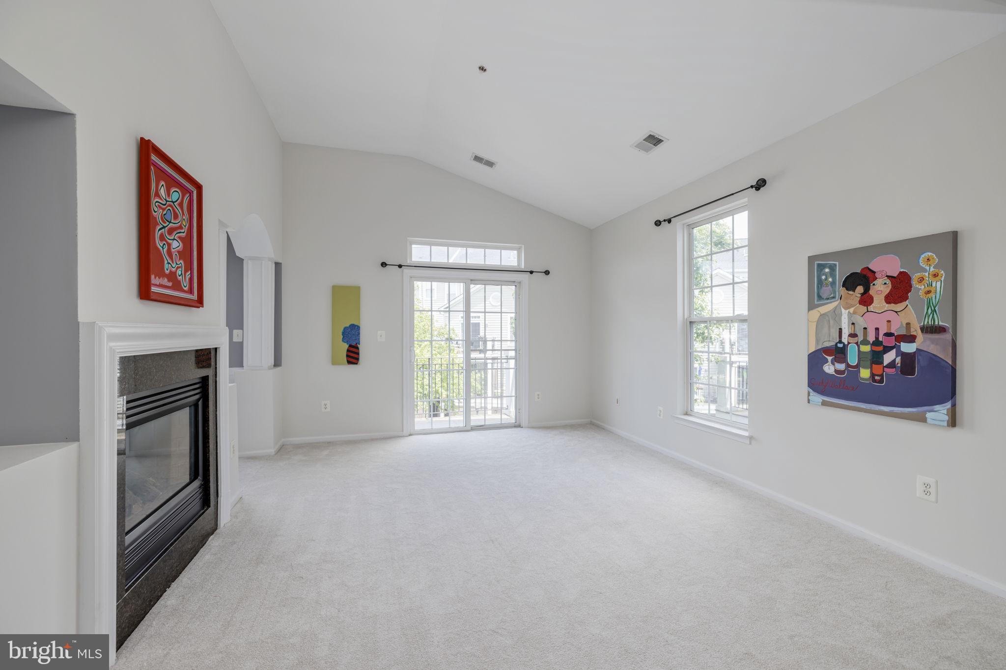 CAMERON STATION - Residential