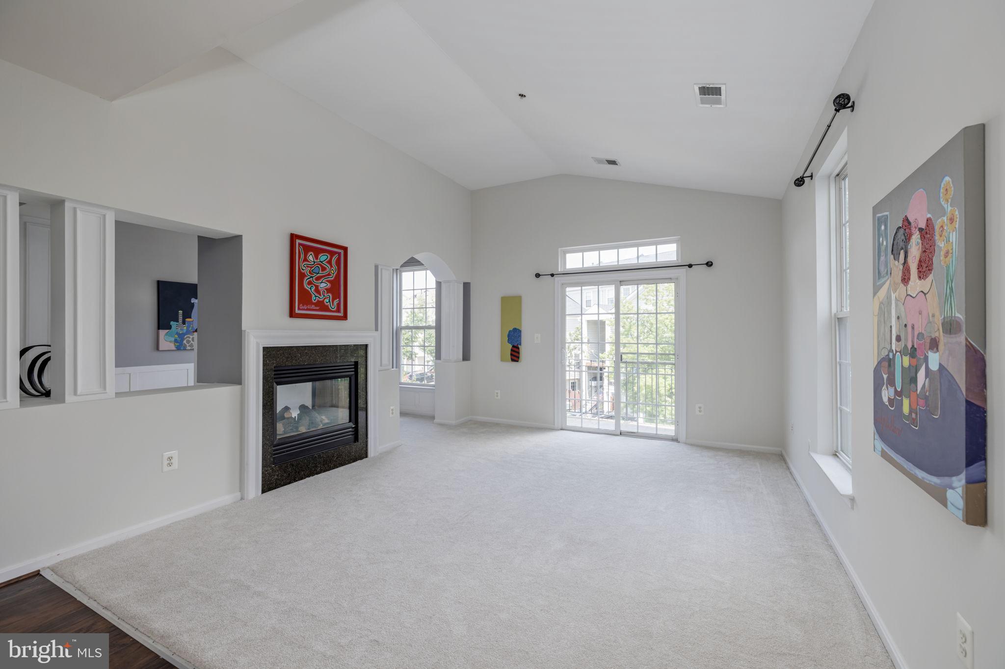 CAMERON STATION - Residential