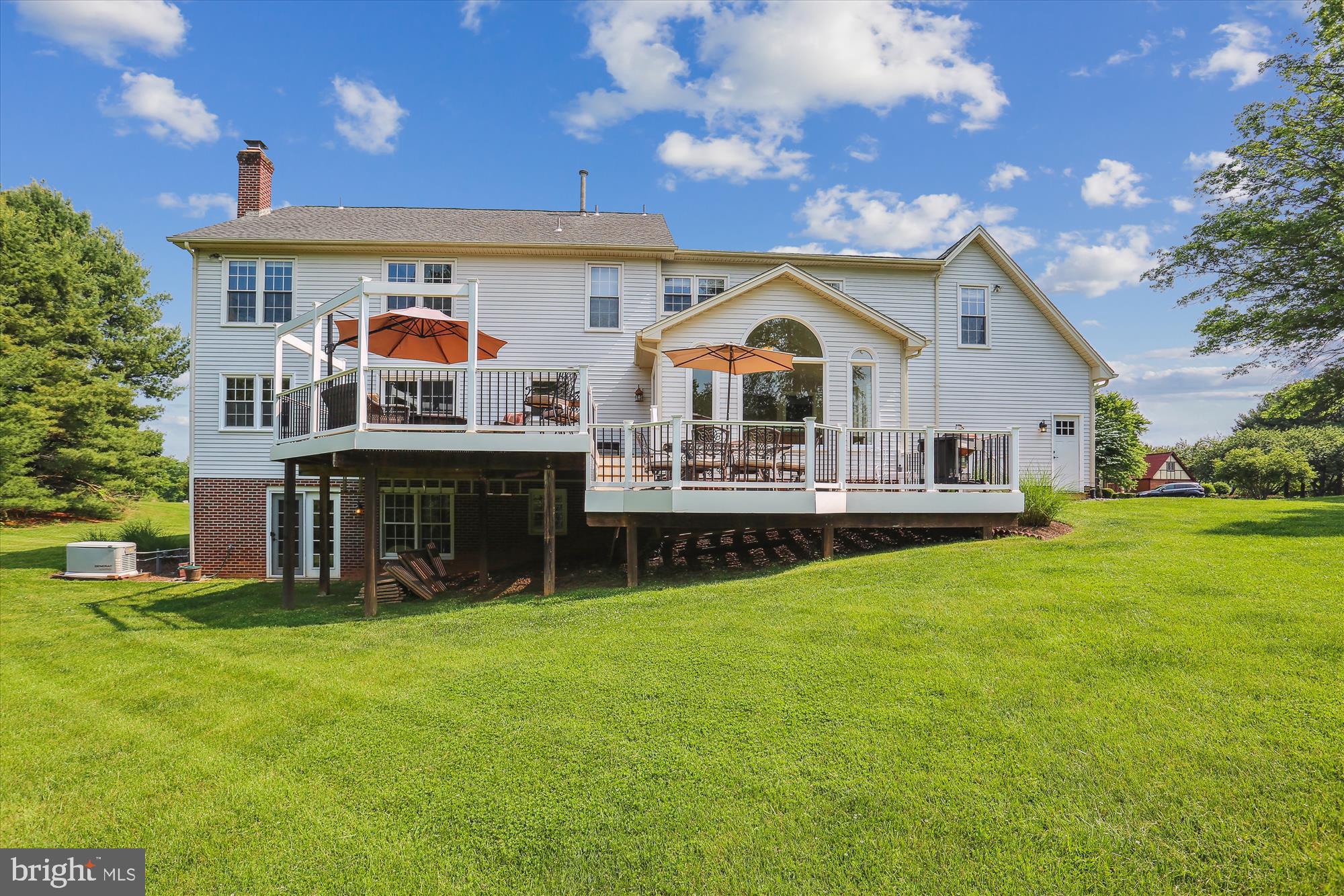 FOXLAIR ACRES - Residential