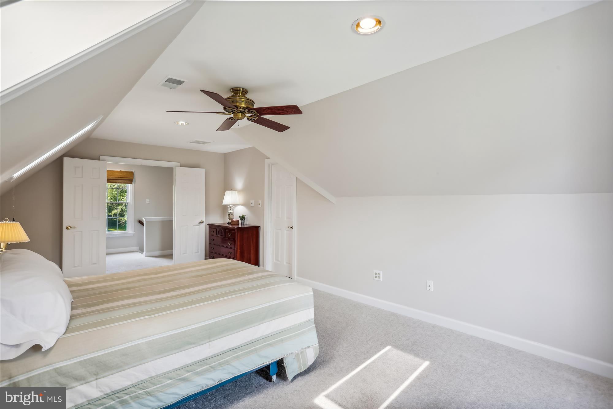 FOXLAIR ACRES - Residential