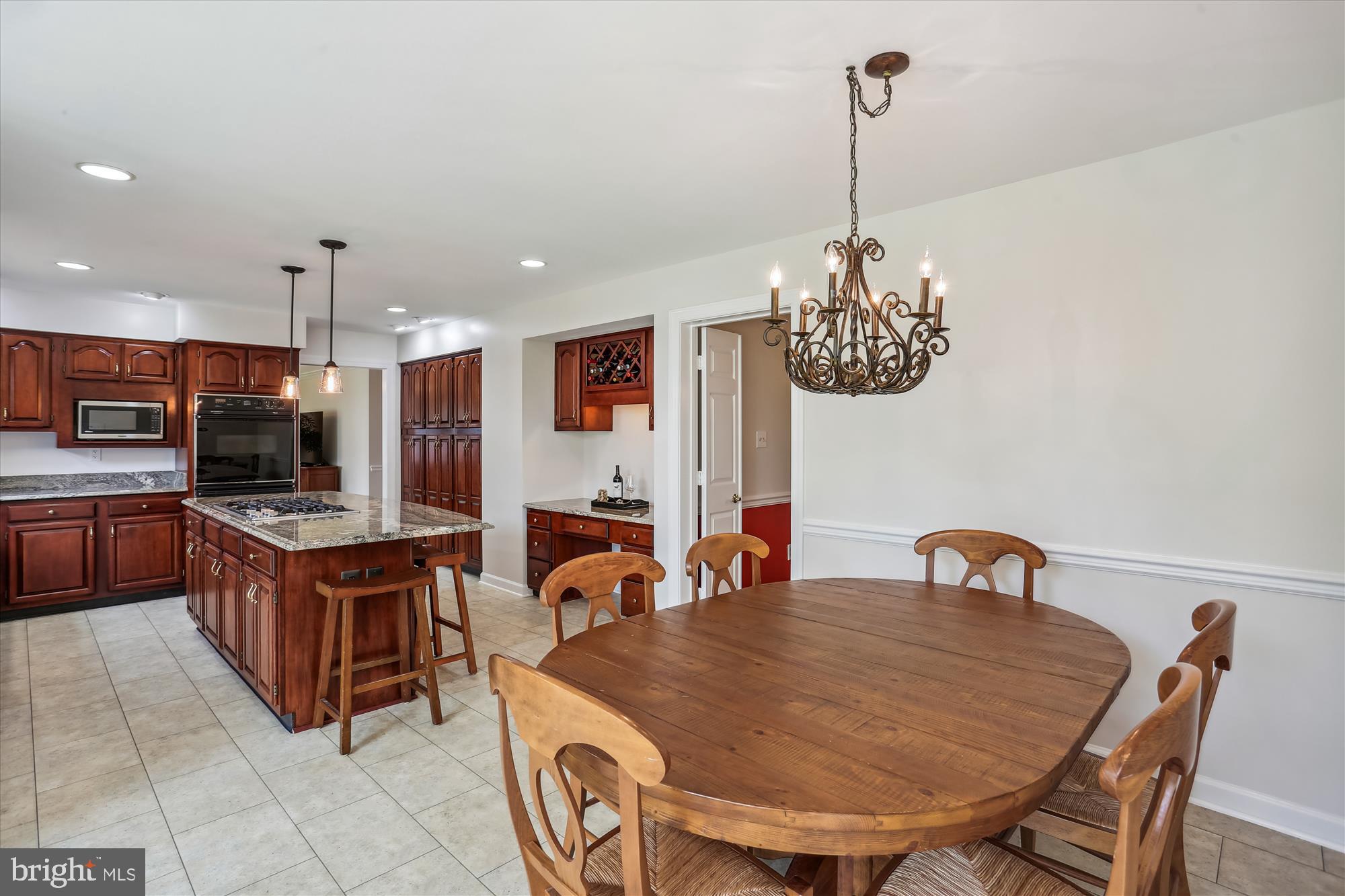 FOXLAIR ACRES - Residential