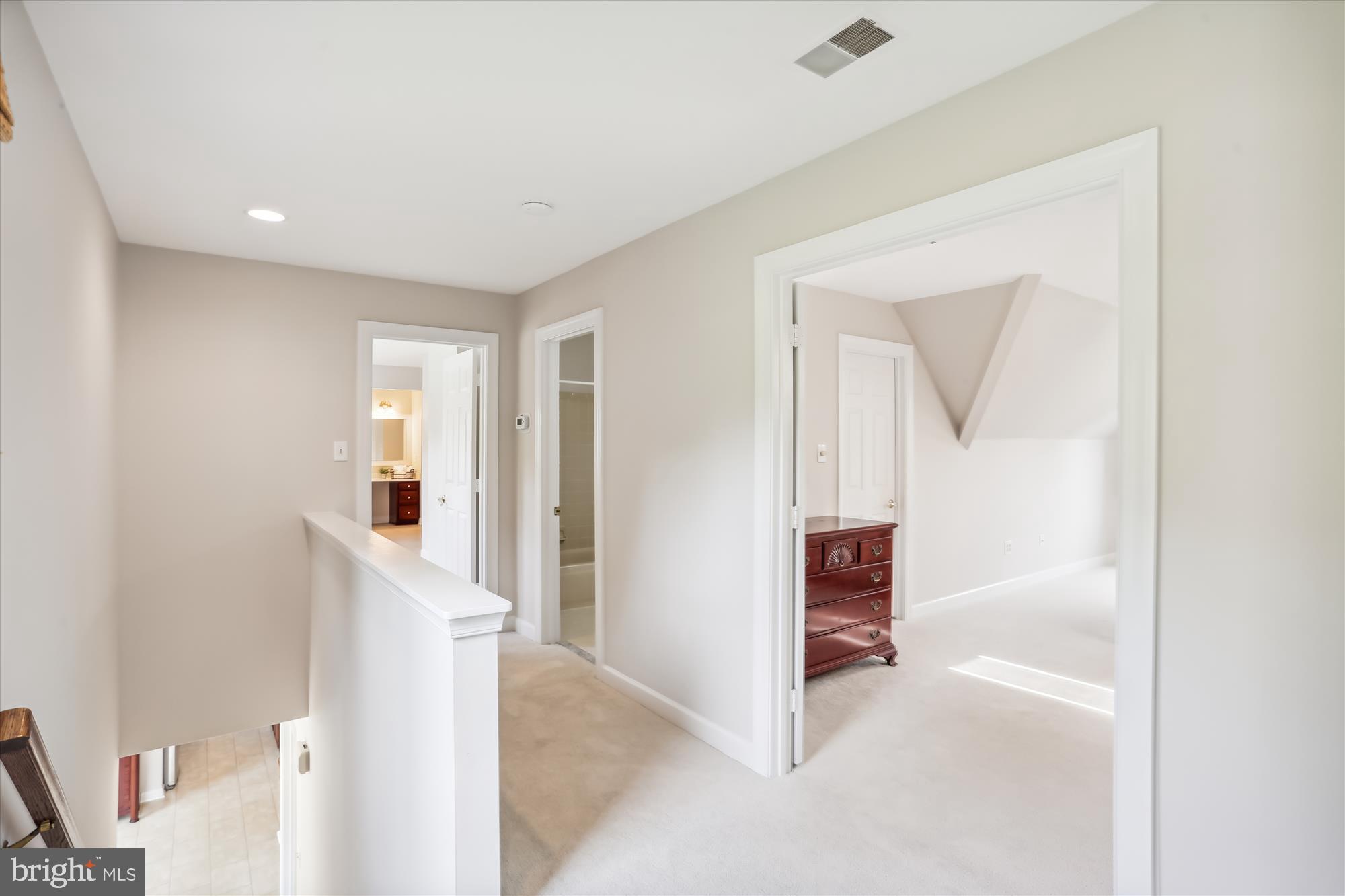 FOXLAIR ACRES - Residential