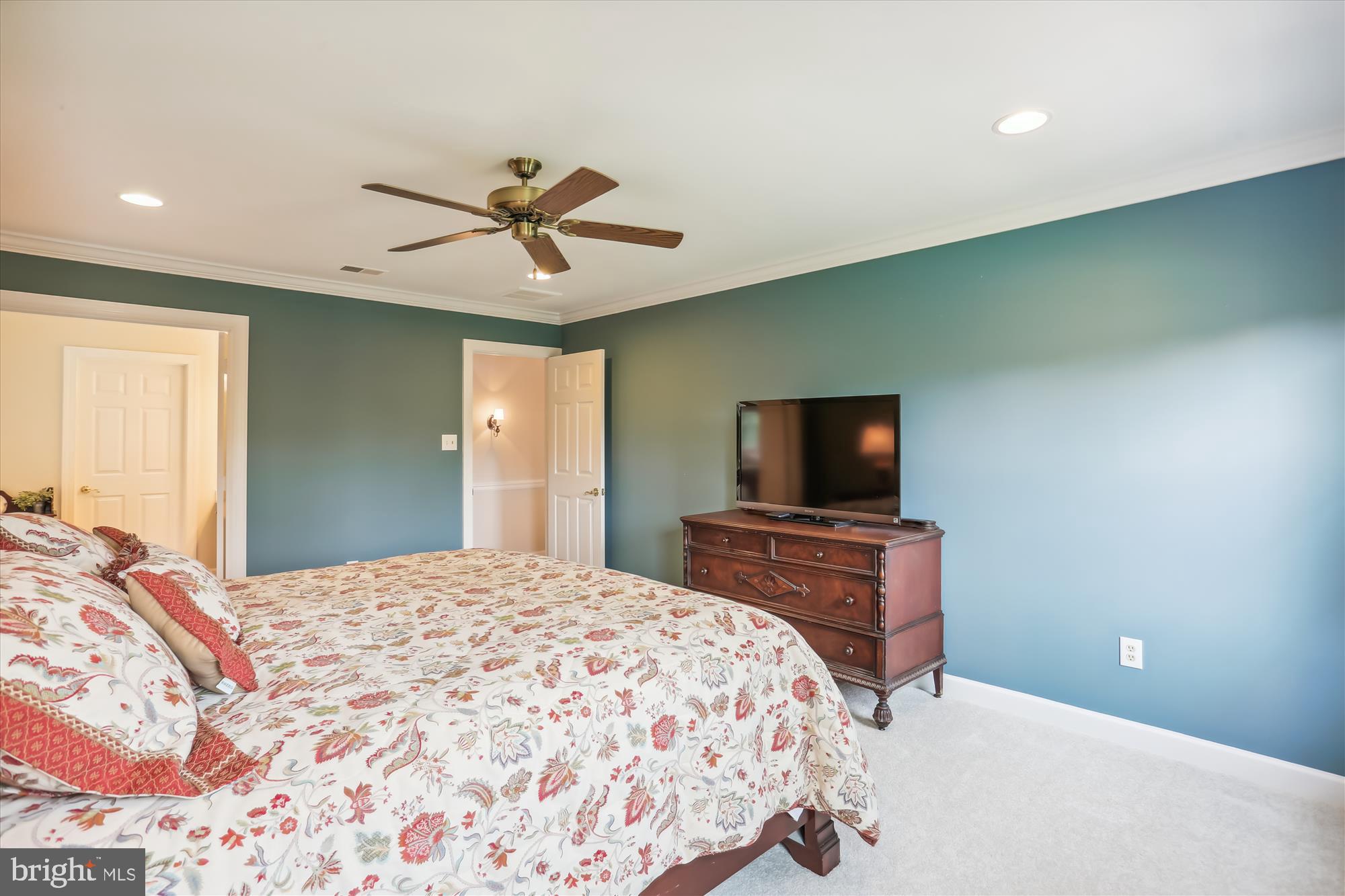 FOXLAIR ACRES - Residential