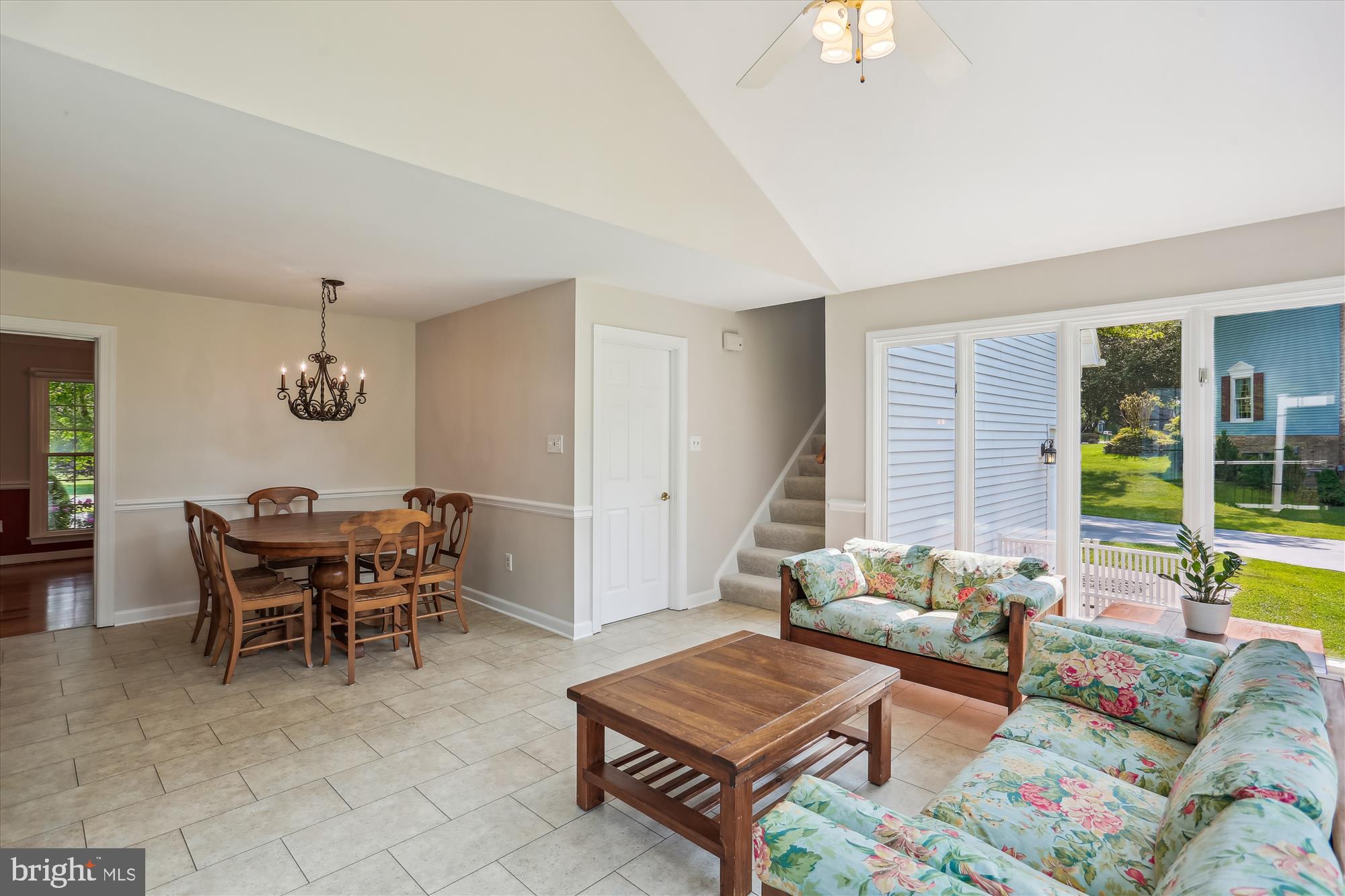 FOXLAIR ACRES - Residential