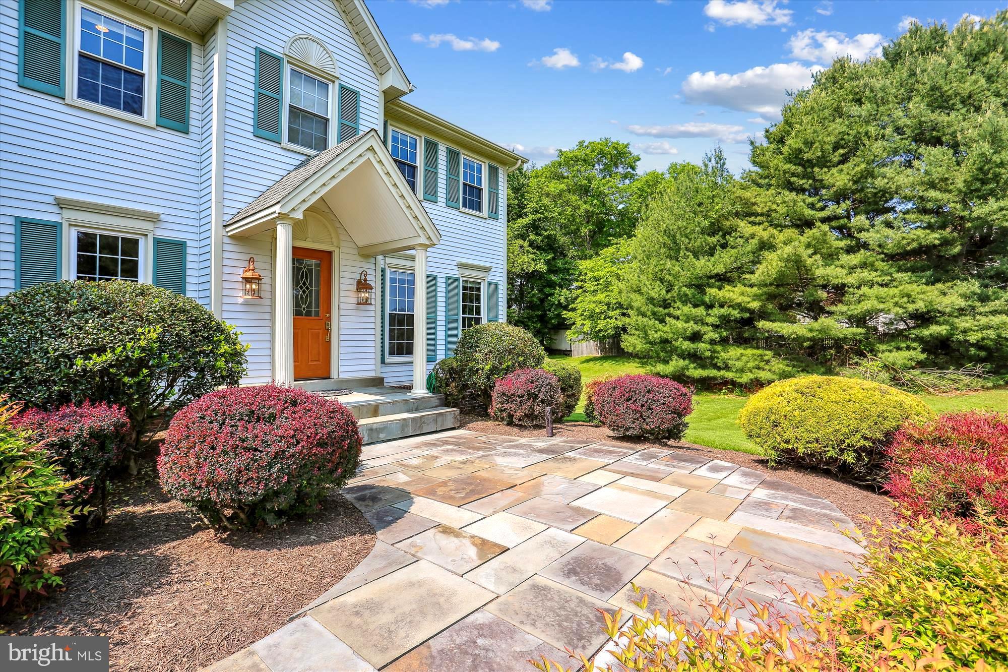 FOXLAIR ACRES - Residential