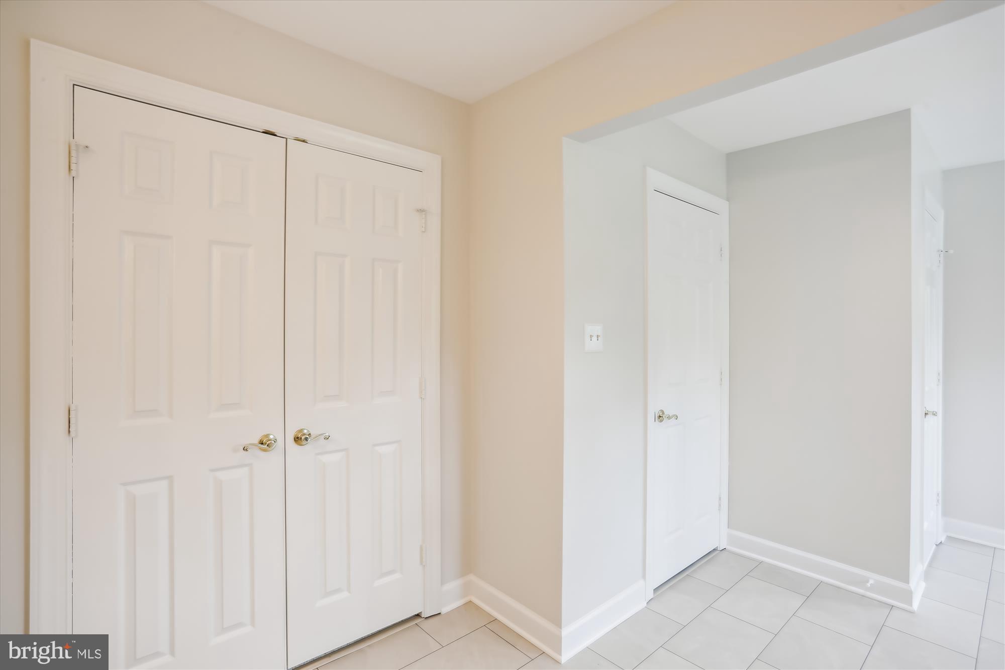 FOXLAIR ACRES - Residential