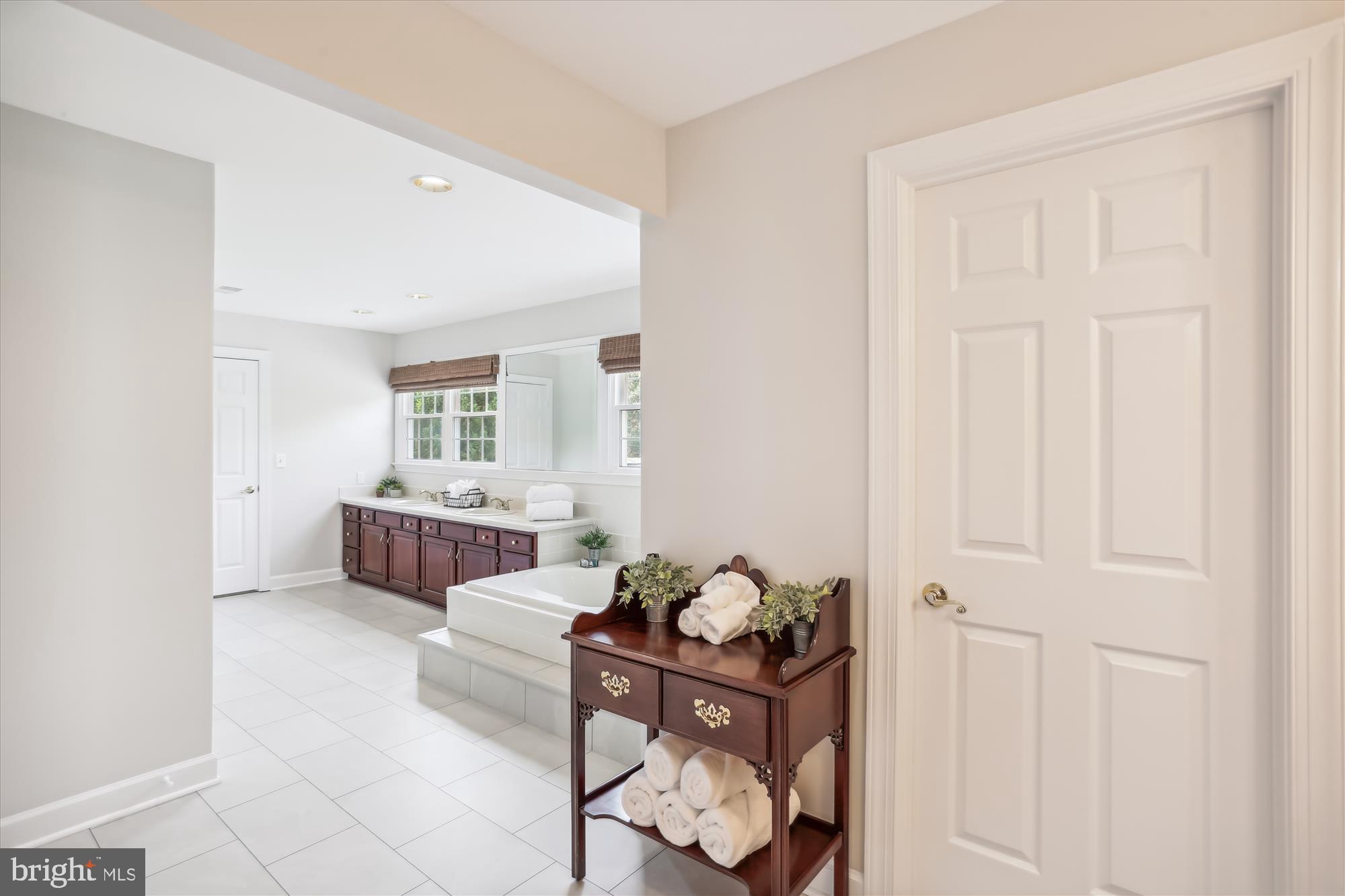 FOXLAIR ACRES - Residential