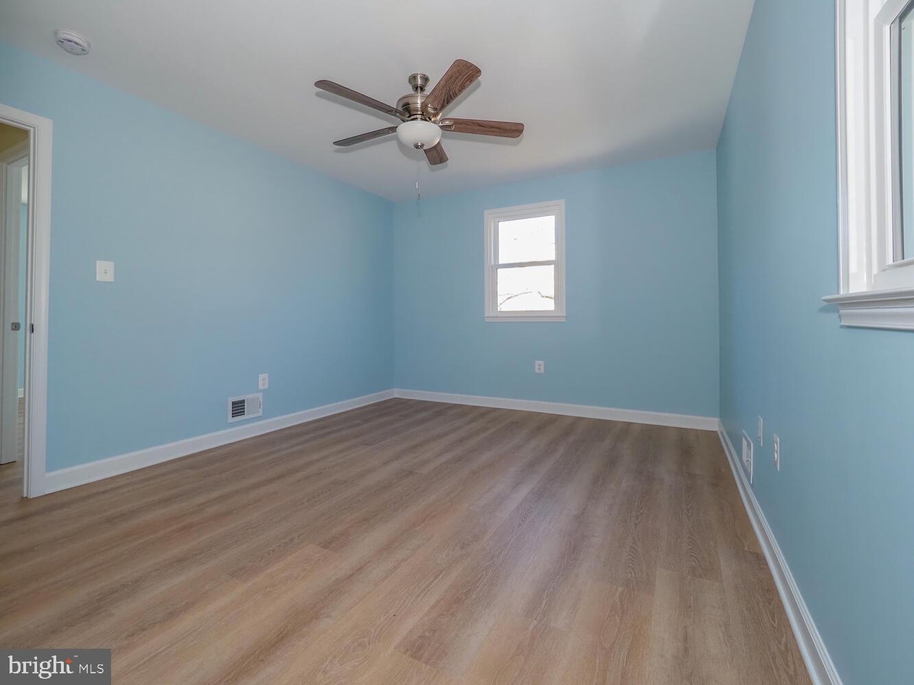 WILLIAMSBURG - Residential