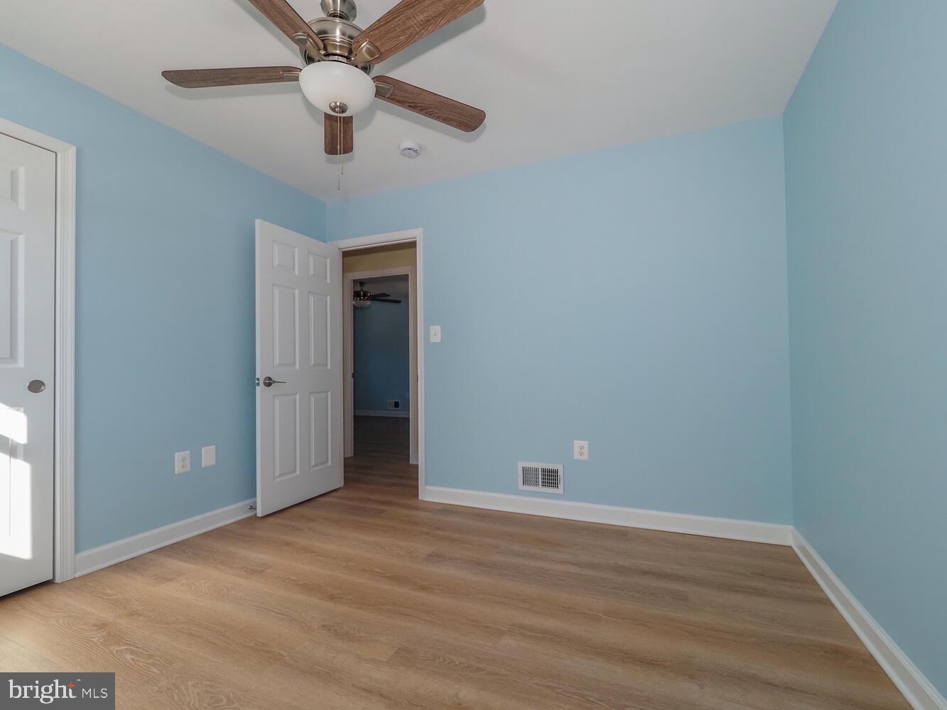 WILLIAMSBURG - Residential